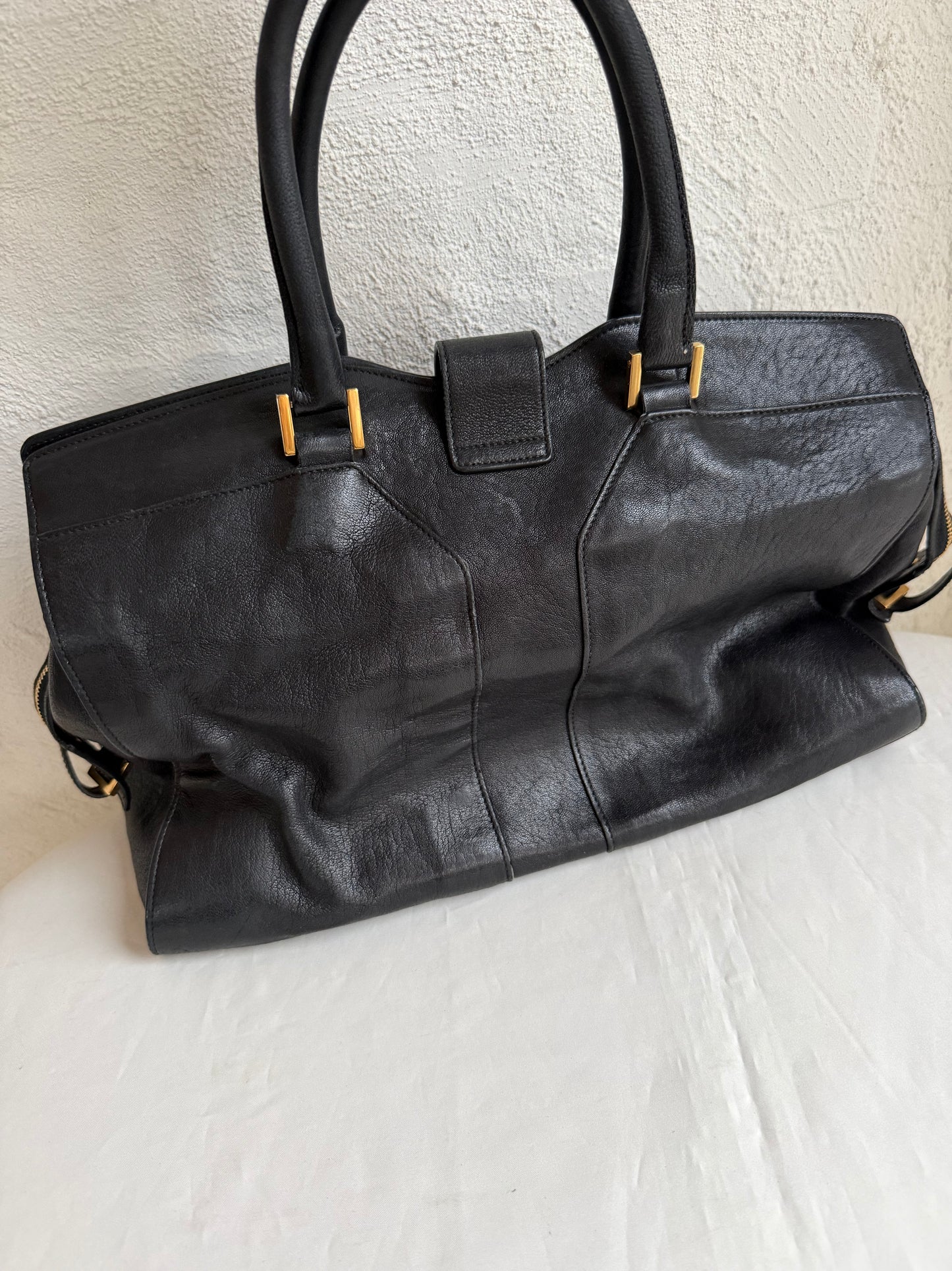 Yves Saint Laurent Cabas