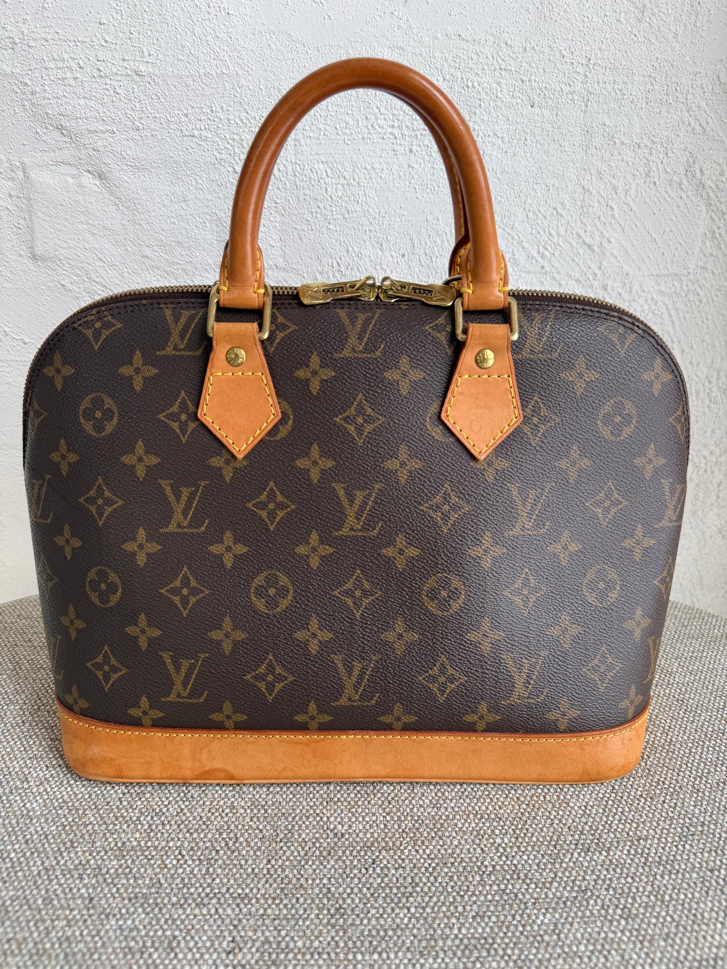 Louis Vuitton Alma