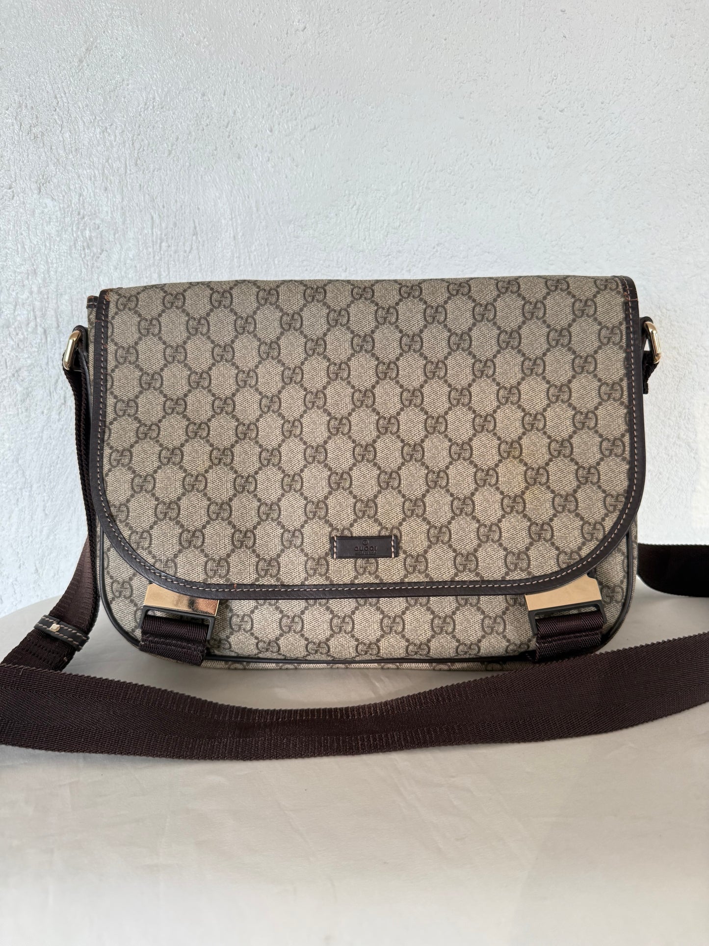 Gucci Messenger bag