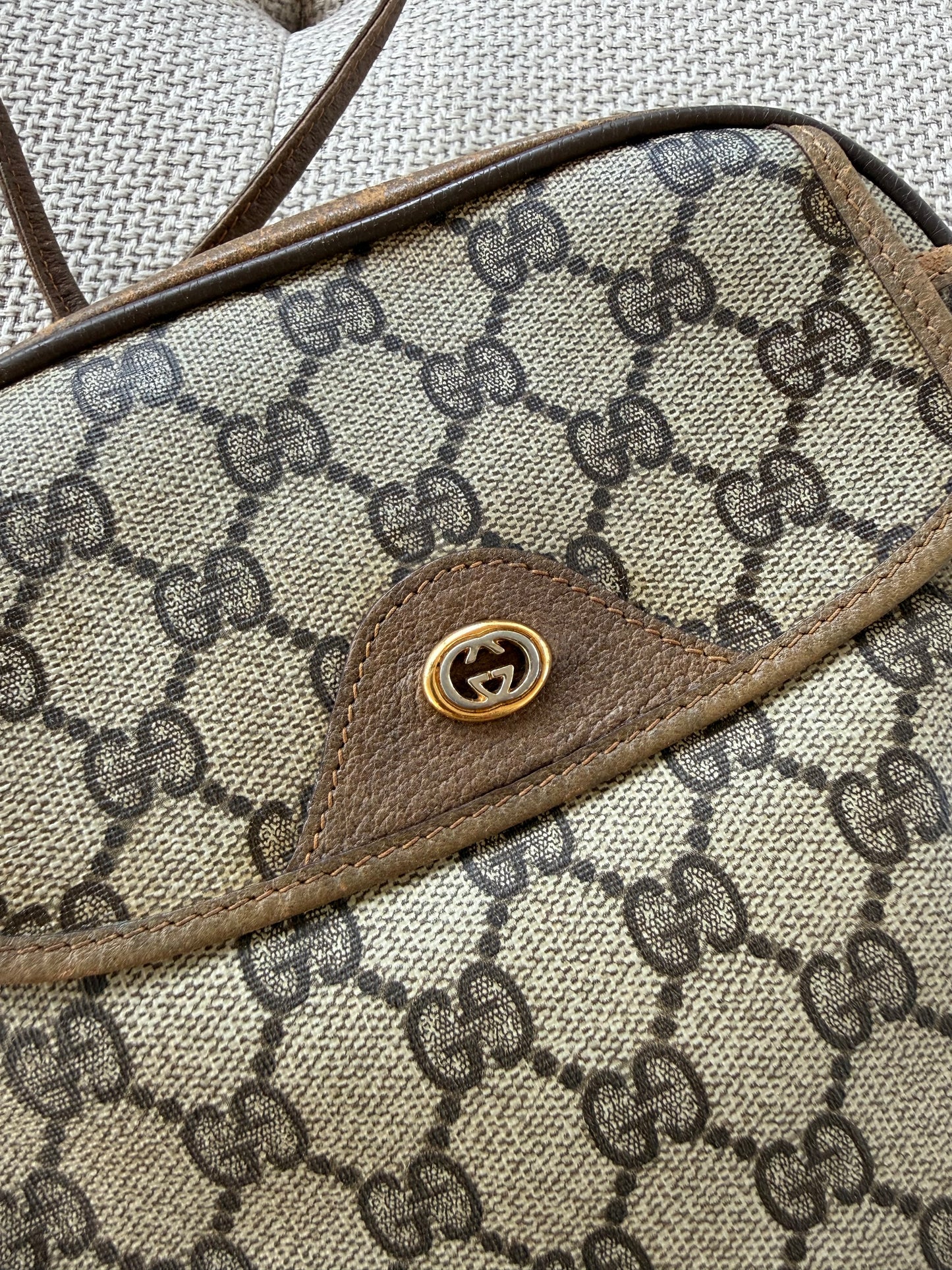 Gucci Crossbody bag