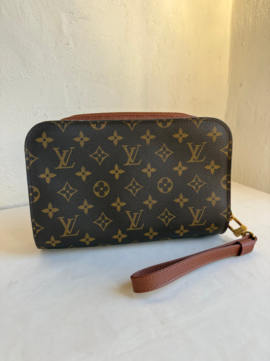 Louis Vuitton Orsay Clutch