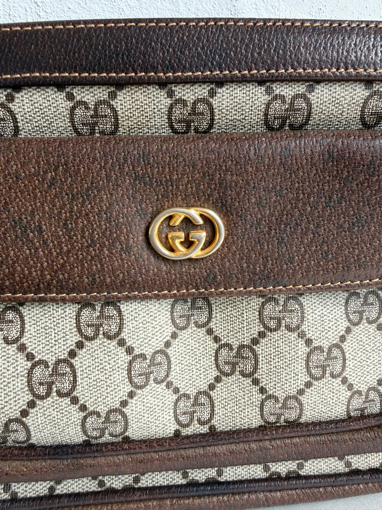 Gucci Crossbody bag