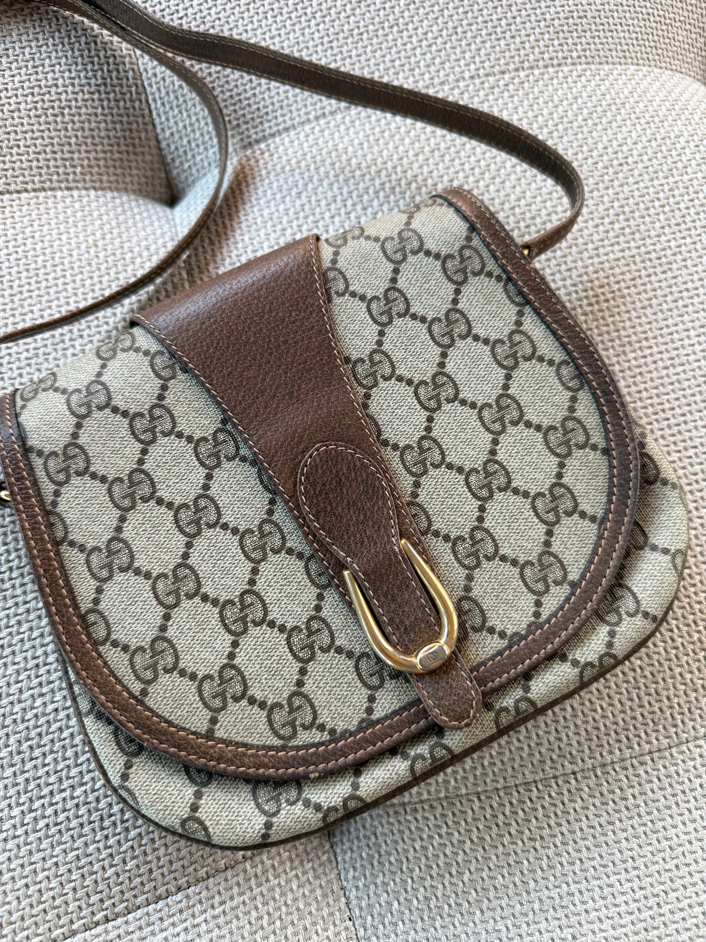 Gucci  Crossbody