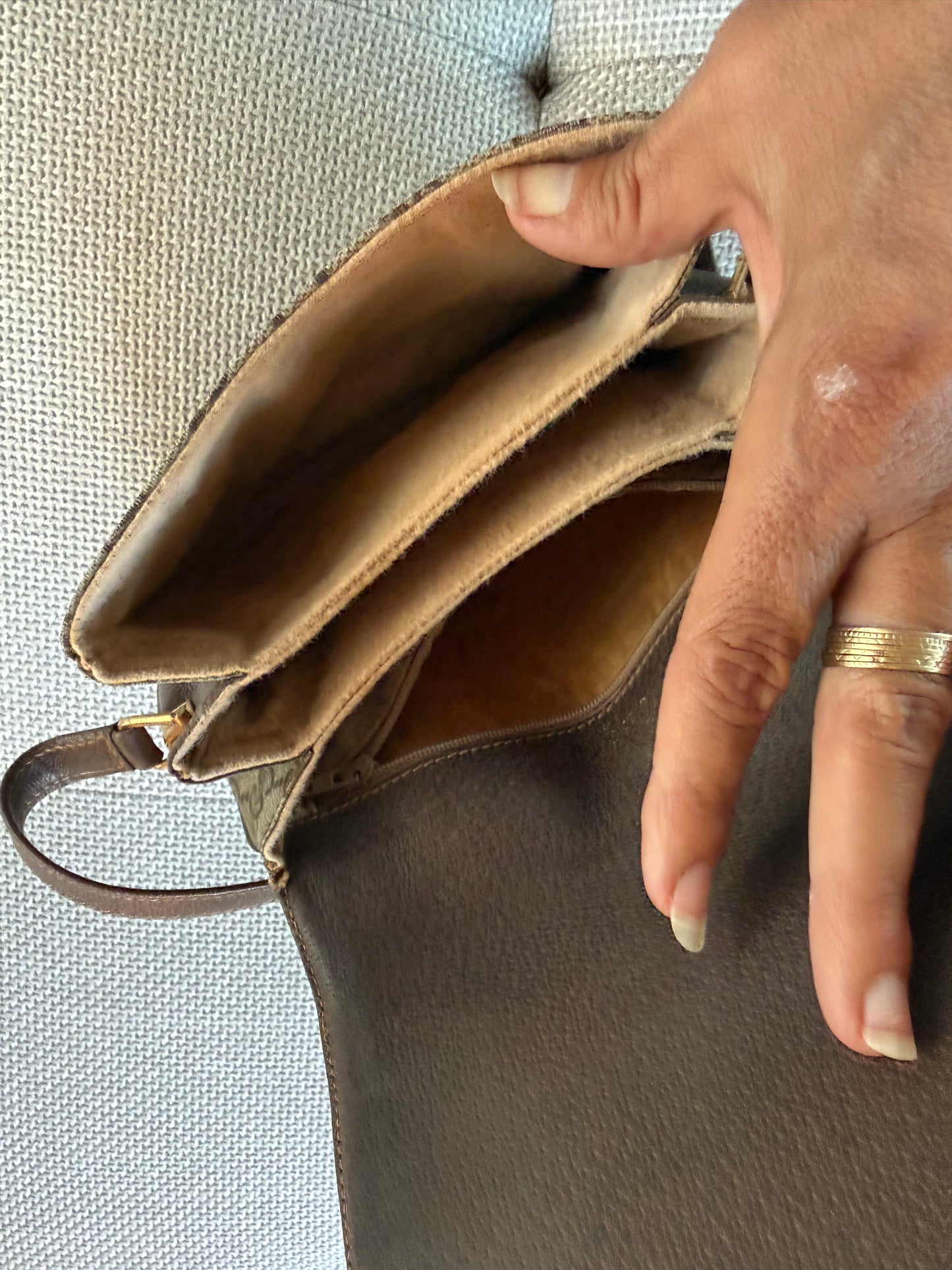 Gucci  Crossbody
