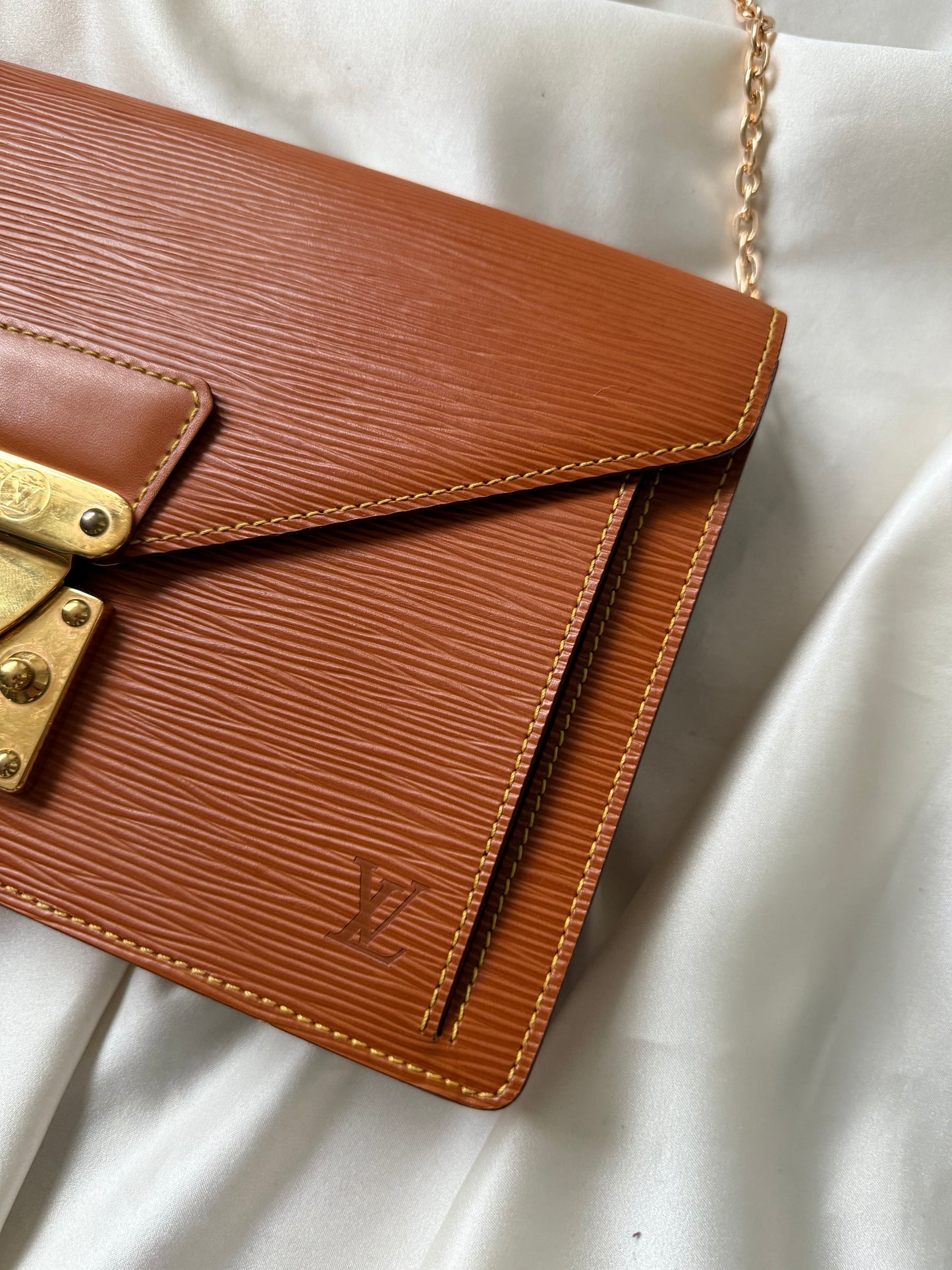 Louis Vuitton clutch/shoulderbag