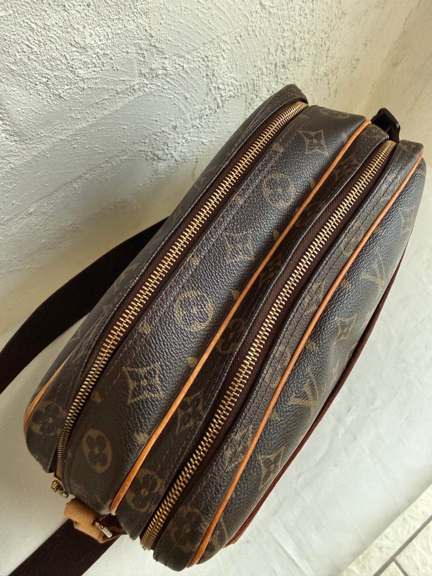 Louis Vuitton Reporter PM