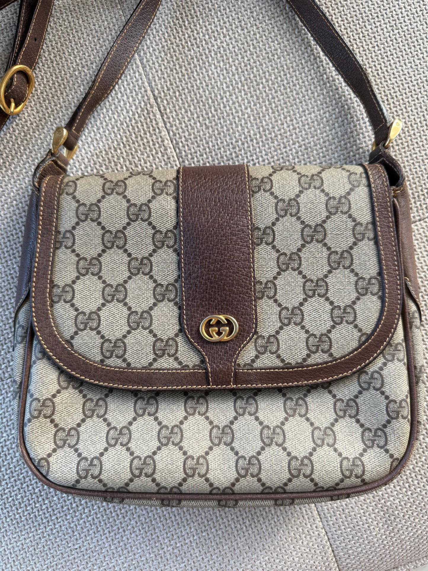 Gucci Crossbody bag