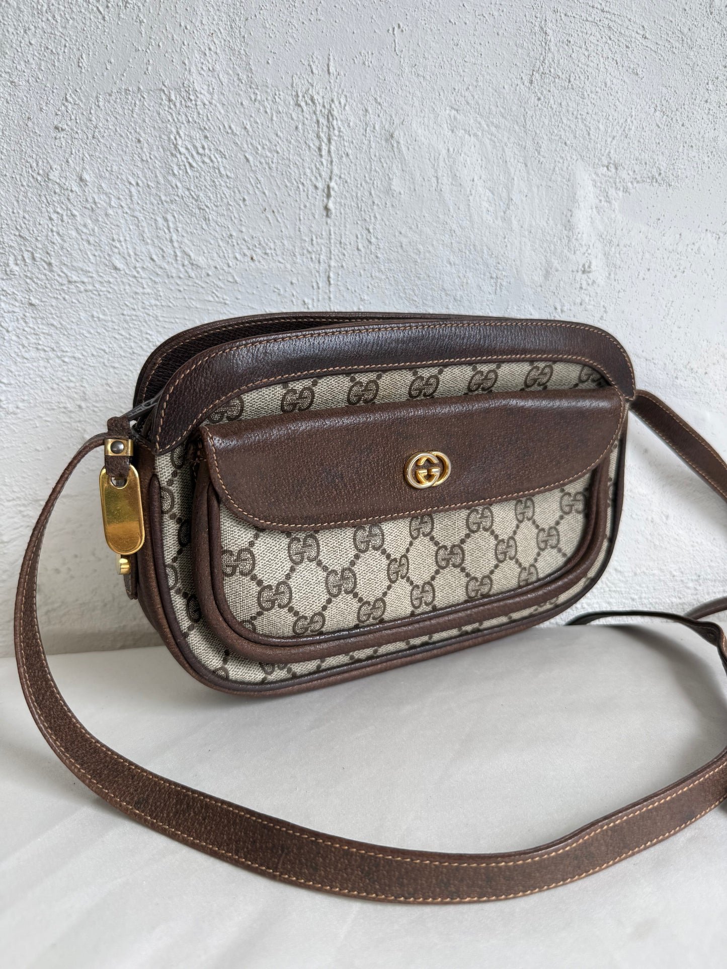 Gucci Crossbody bag