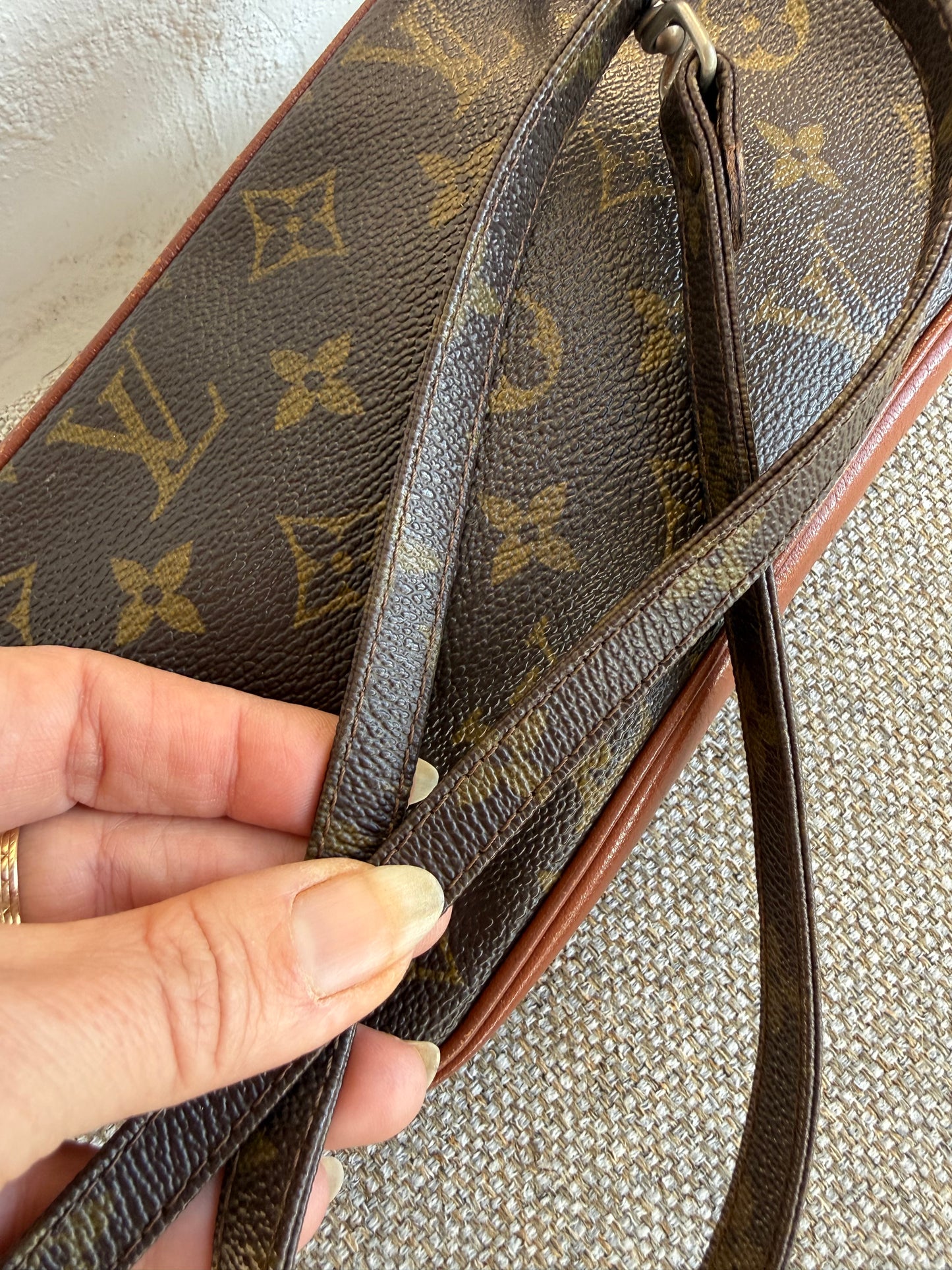 Louis Vuitton Marly Bandouliere