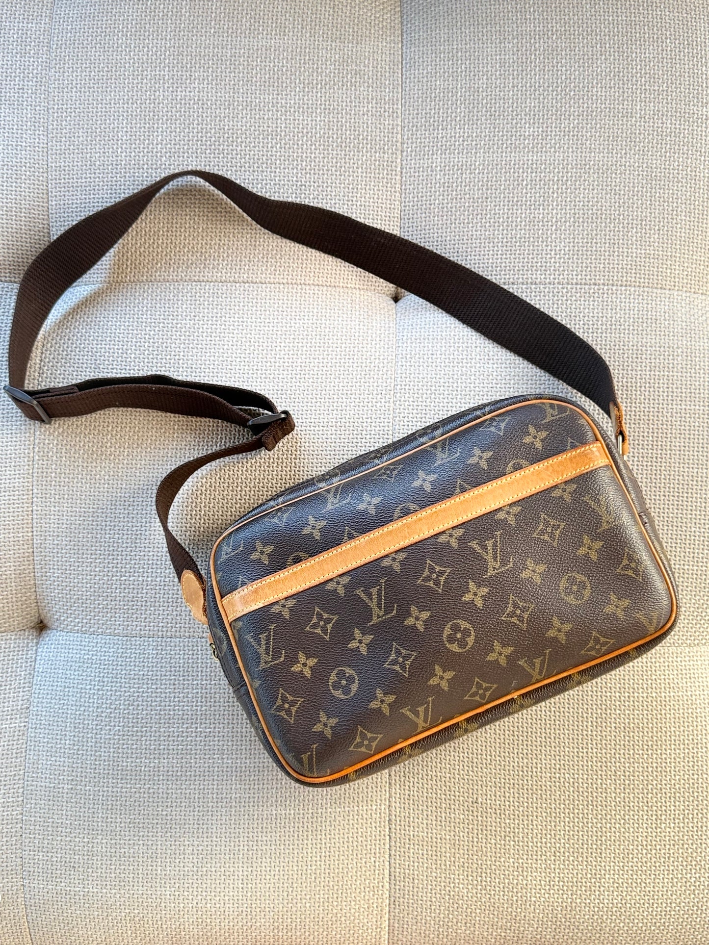Louis Vuitton Reporter PM