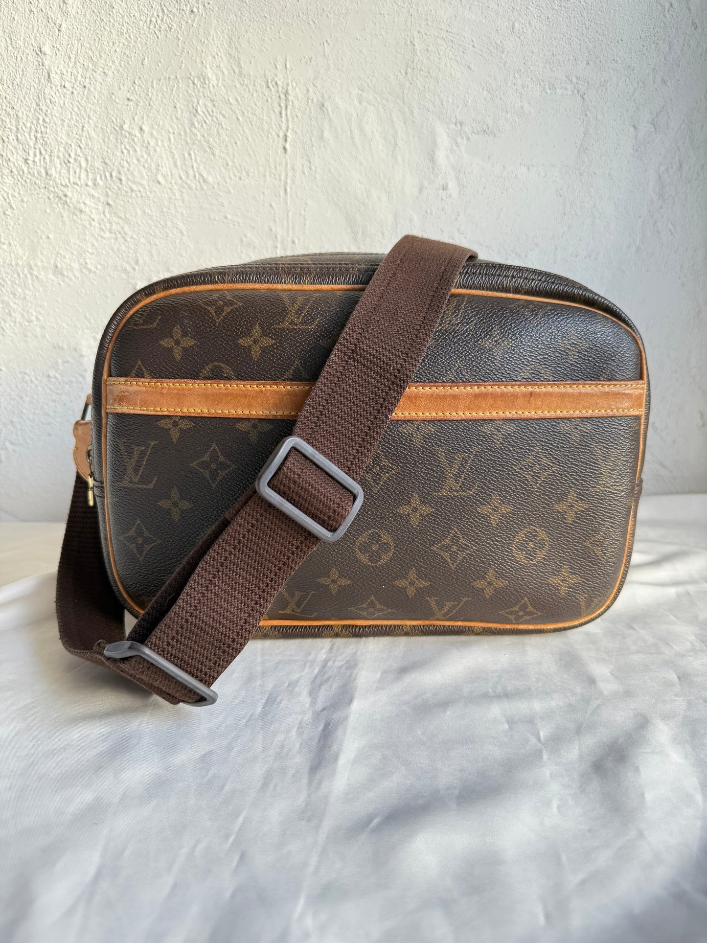 Louis Vuitton Reporter PM