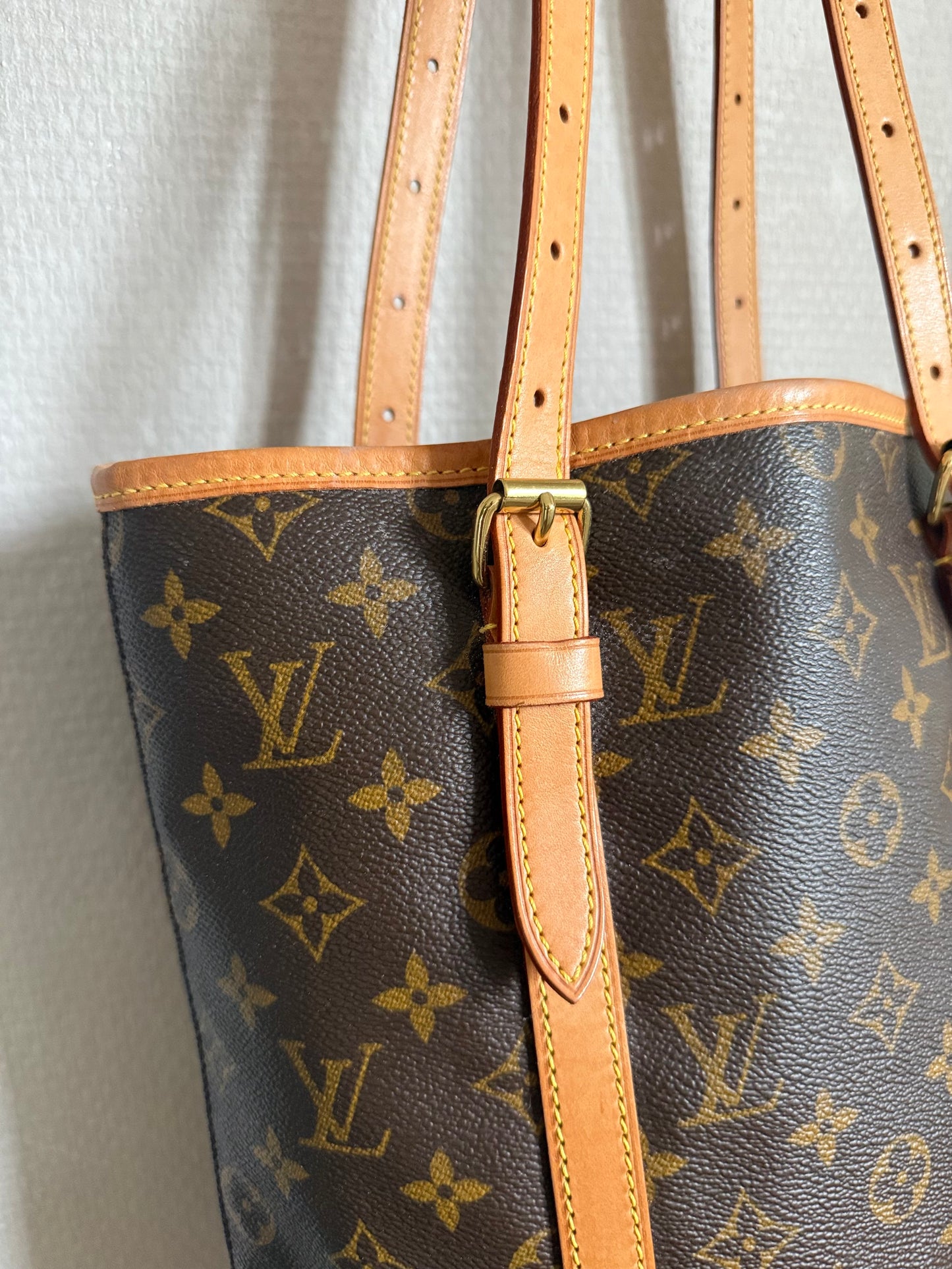 Louis Vuitton Bucket GM
