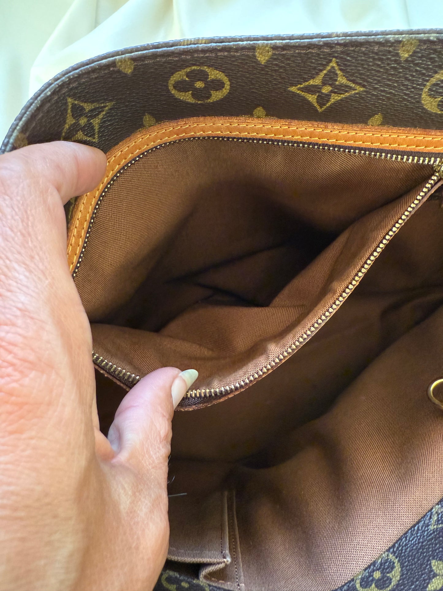 Louis Vuitton SAC shopper