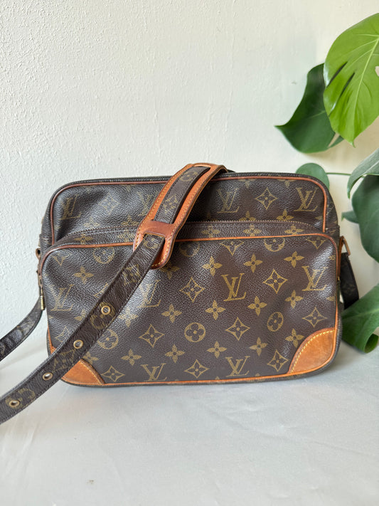 Louis Vuitton Nile bag