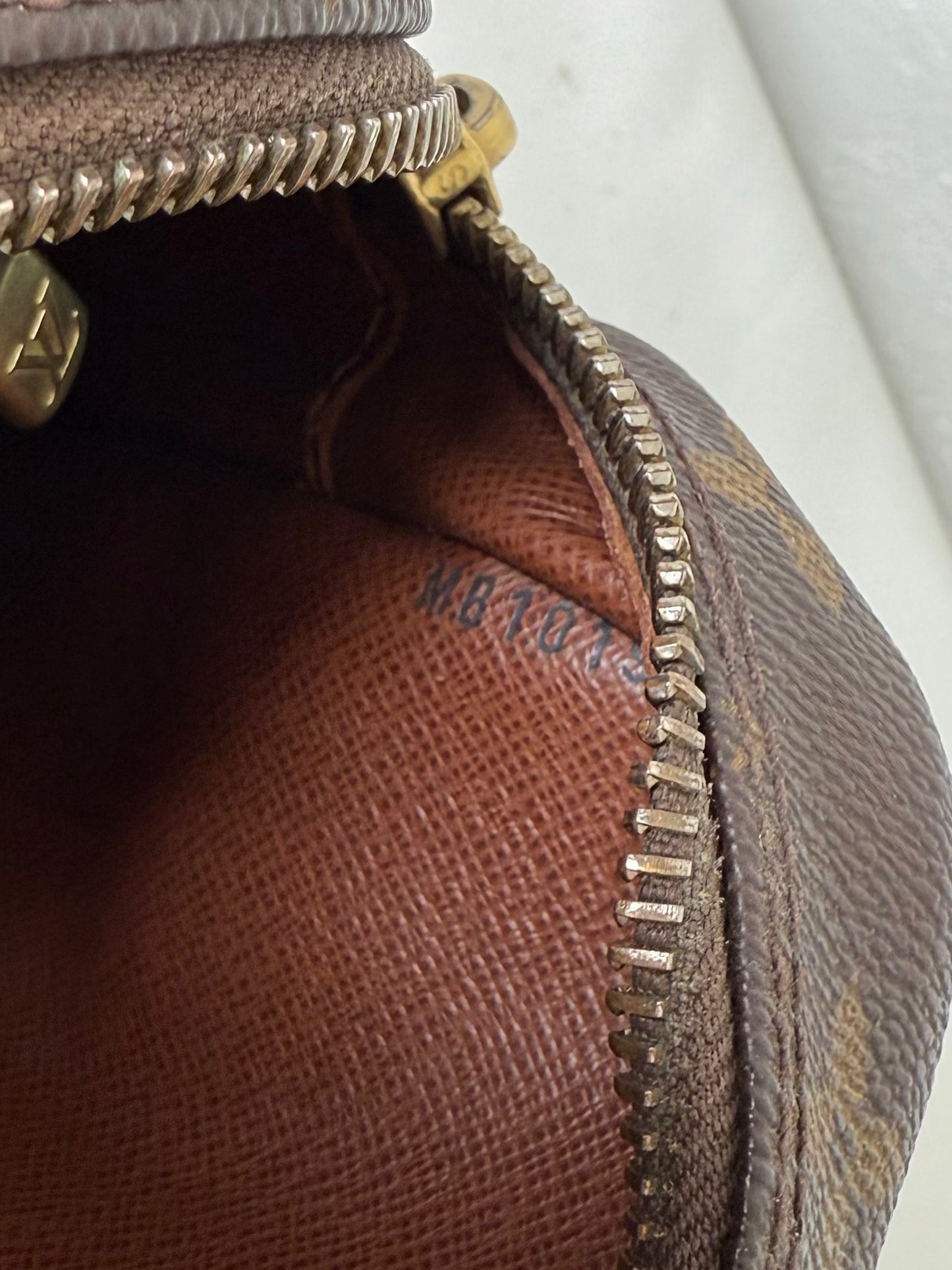 Louis Vuitton Trocadeo 27
