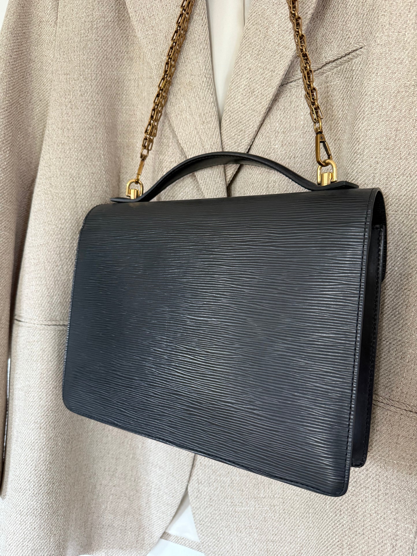 Louis Vuitton Monceau 28