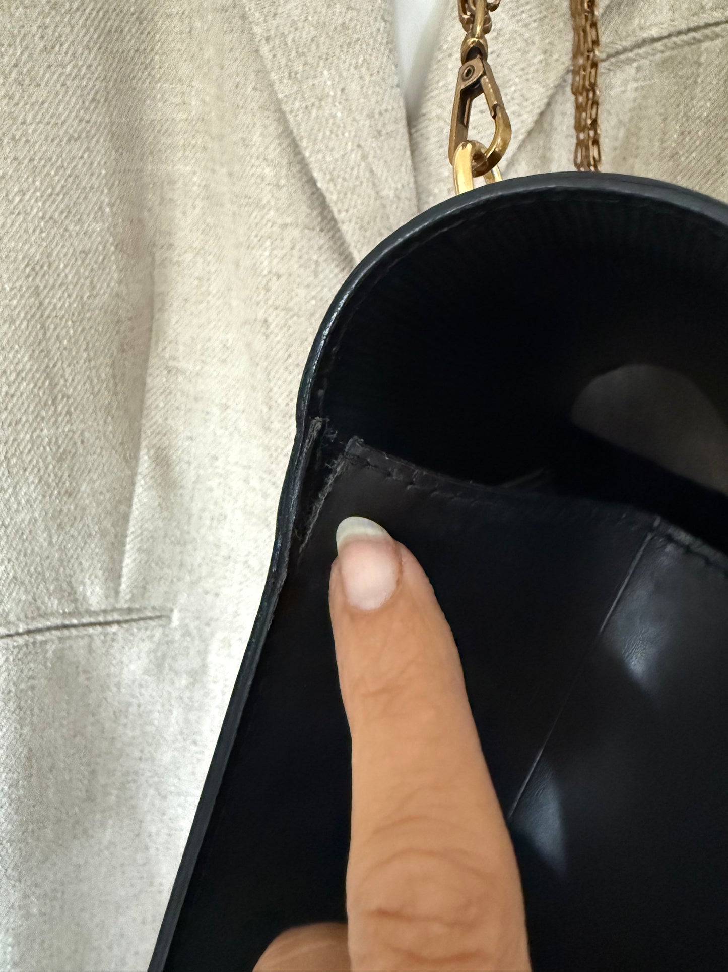 Louis Vuitton Monceau 28