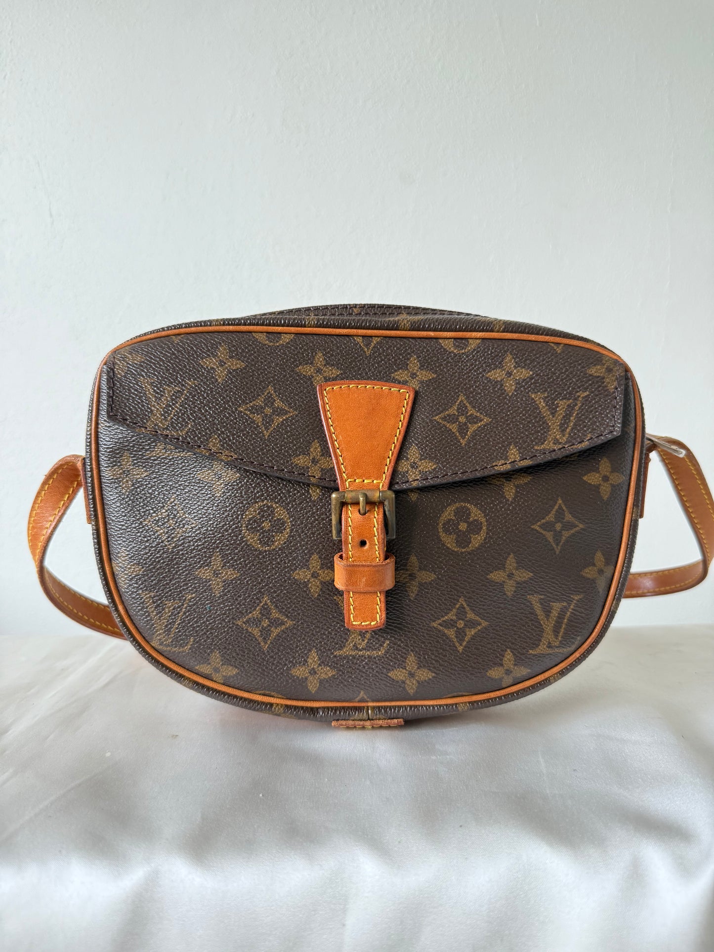 Louis Vuitton Jeune Fille PM