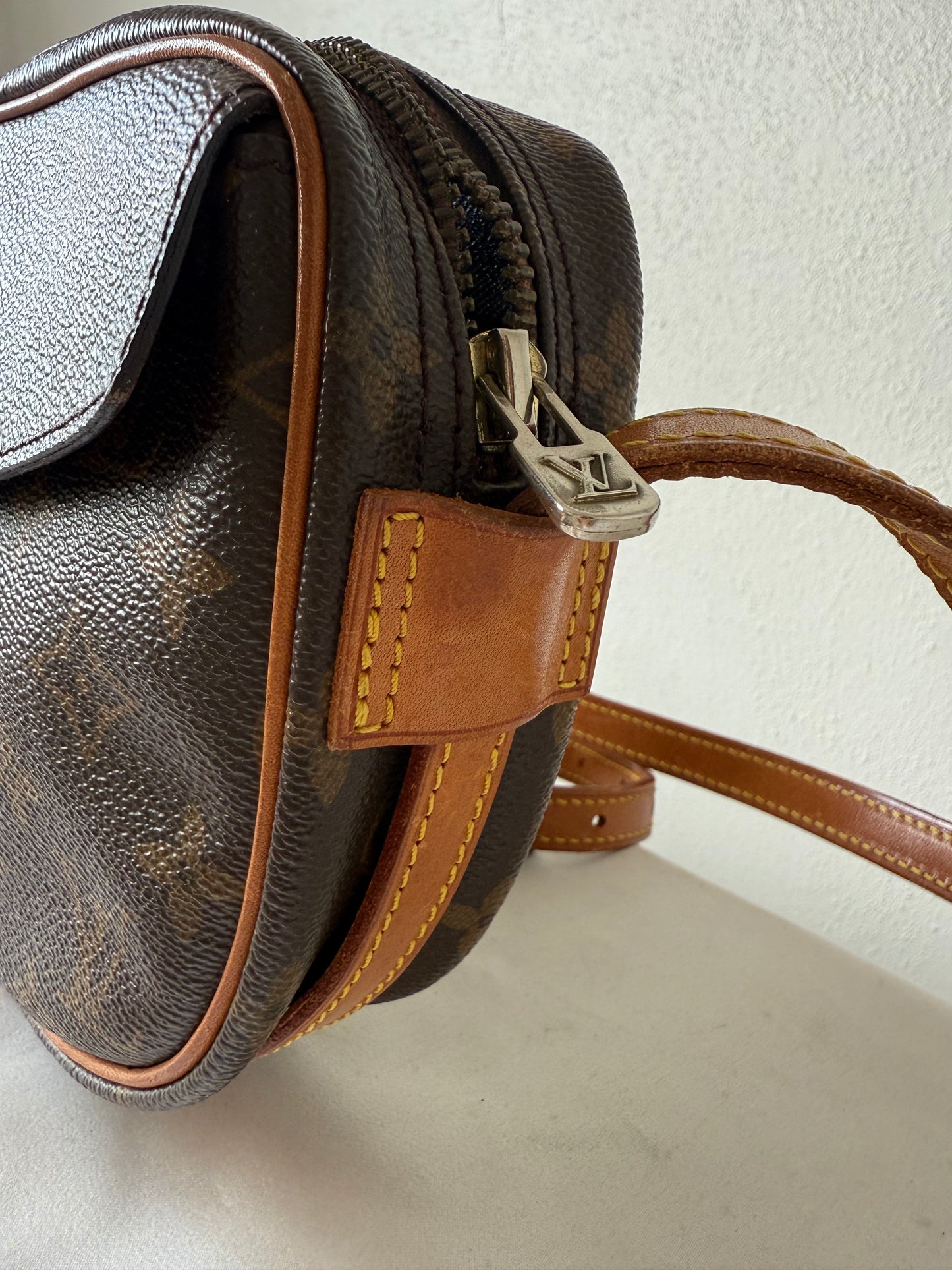 Louis Vuitton Jeune Fille PM
