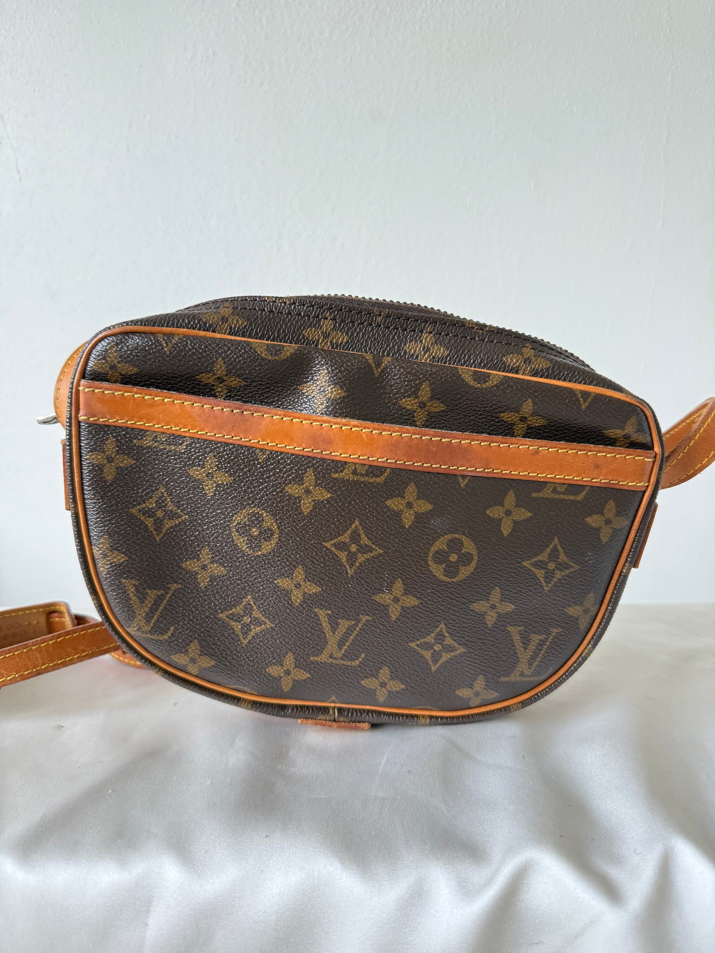 Louis Vuitton Jeune Fille PM