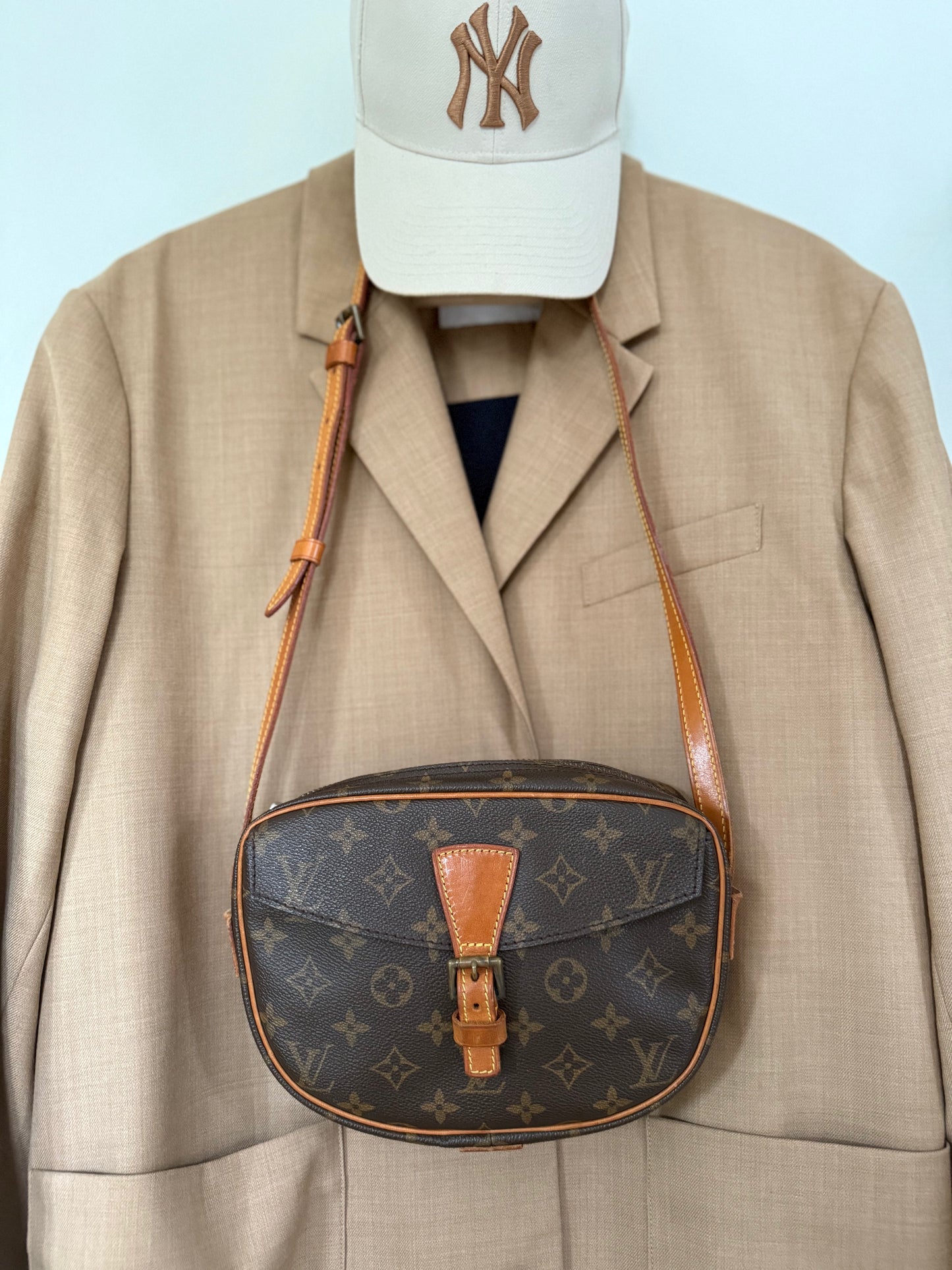 Louis Vuitton Jeune Fille PM