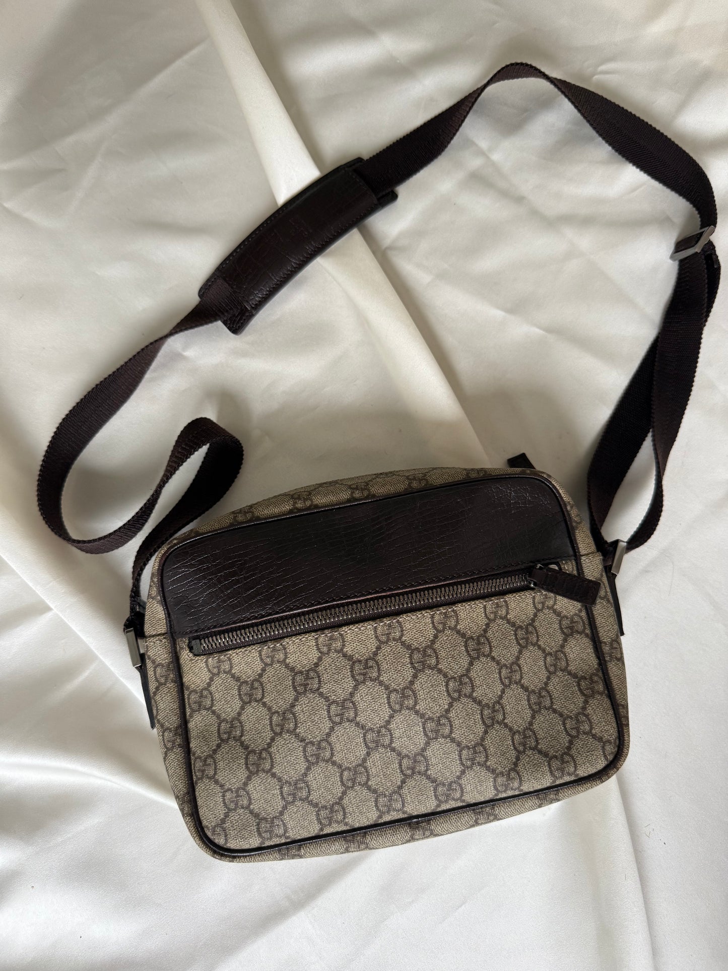 Gucci Crossbody bag