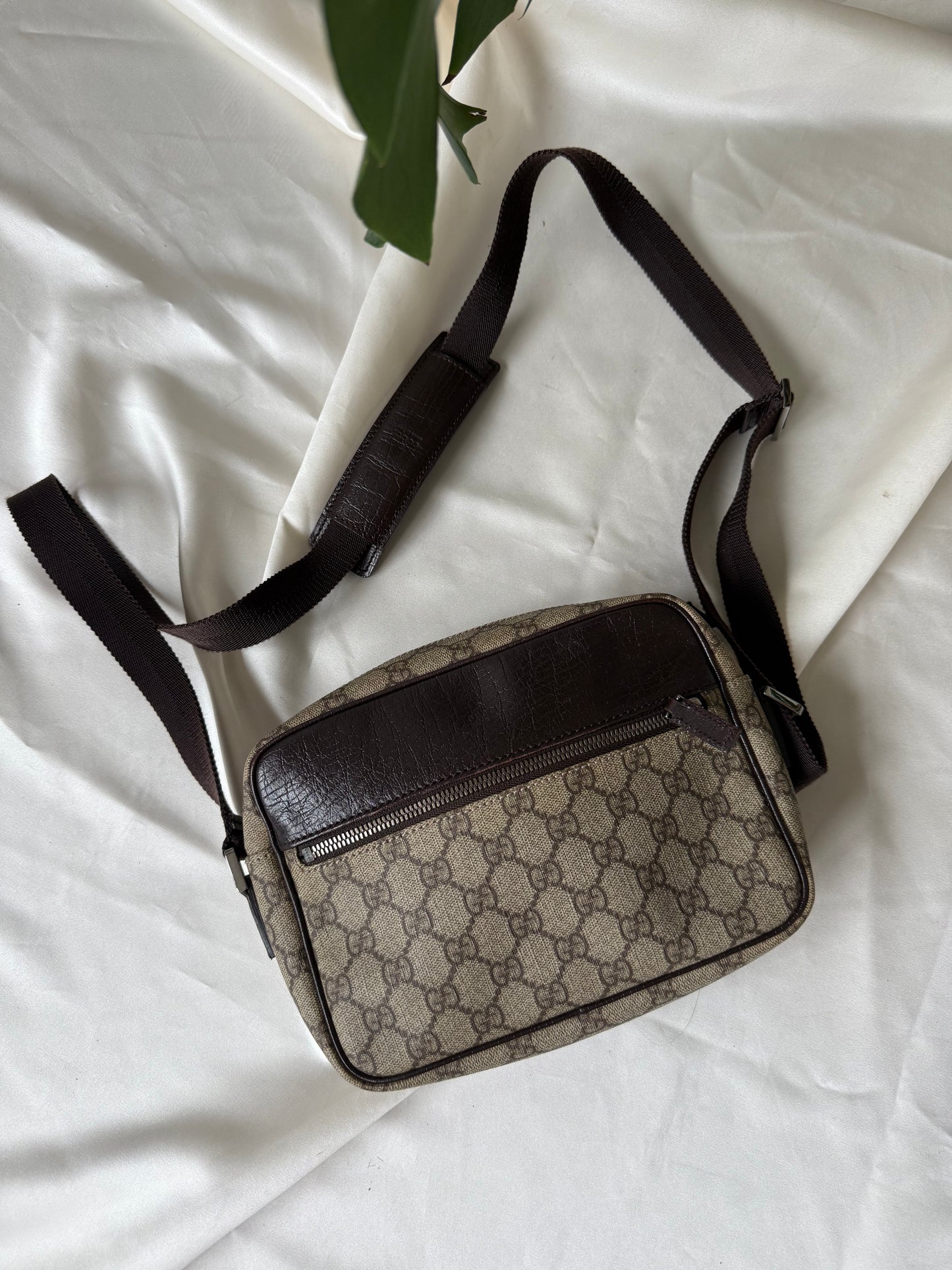 Gucci Crossbody bag