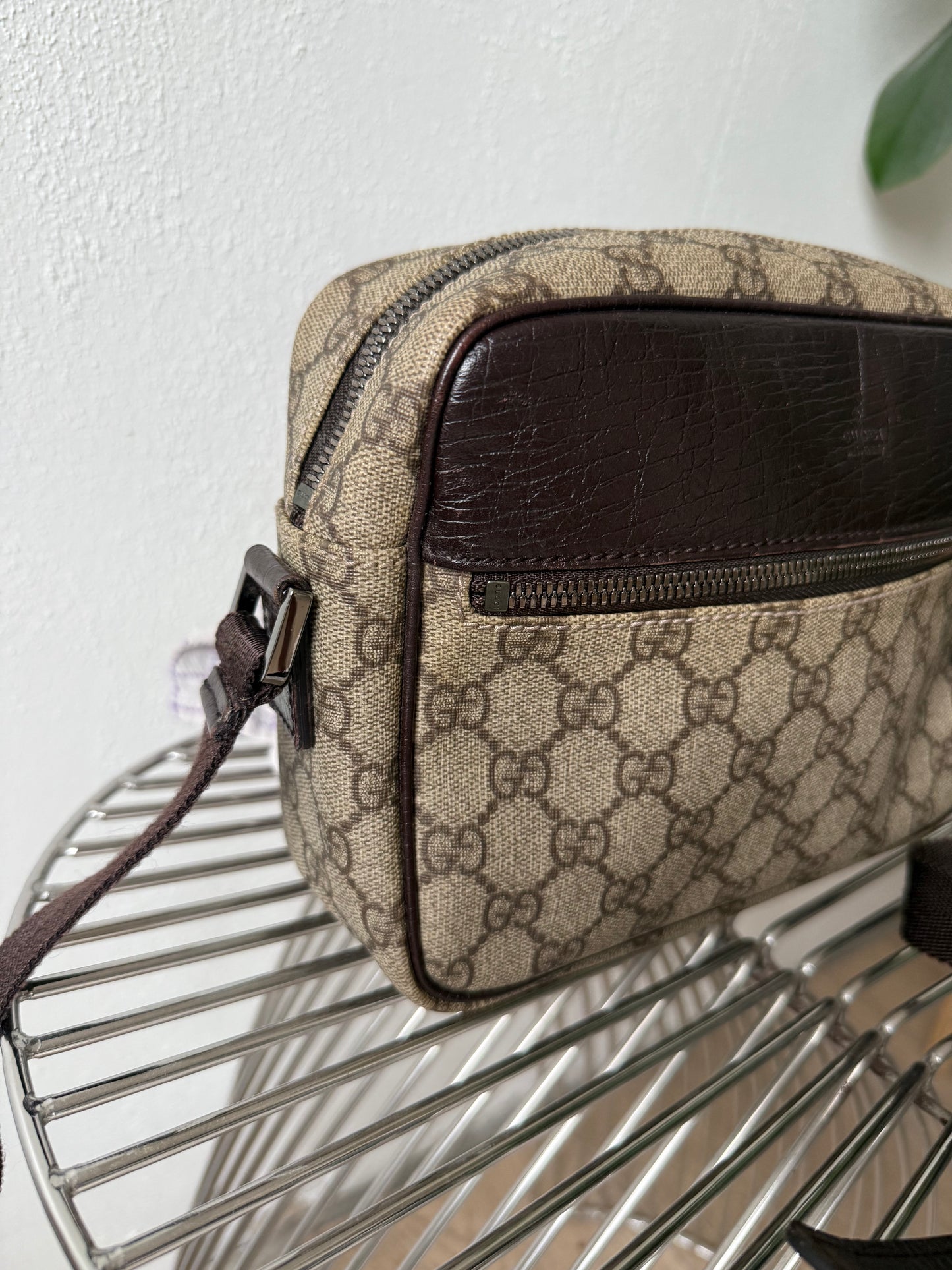 Gucci Crossbody bag