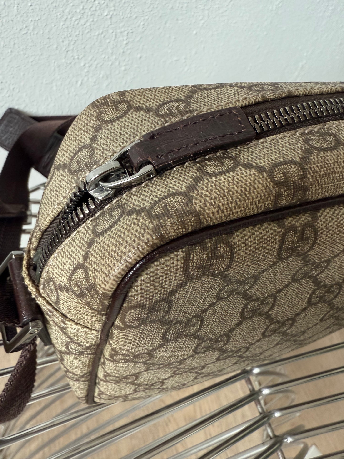Gucci Crossbody bag
