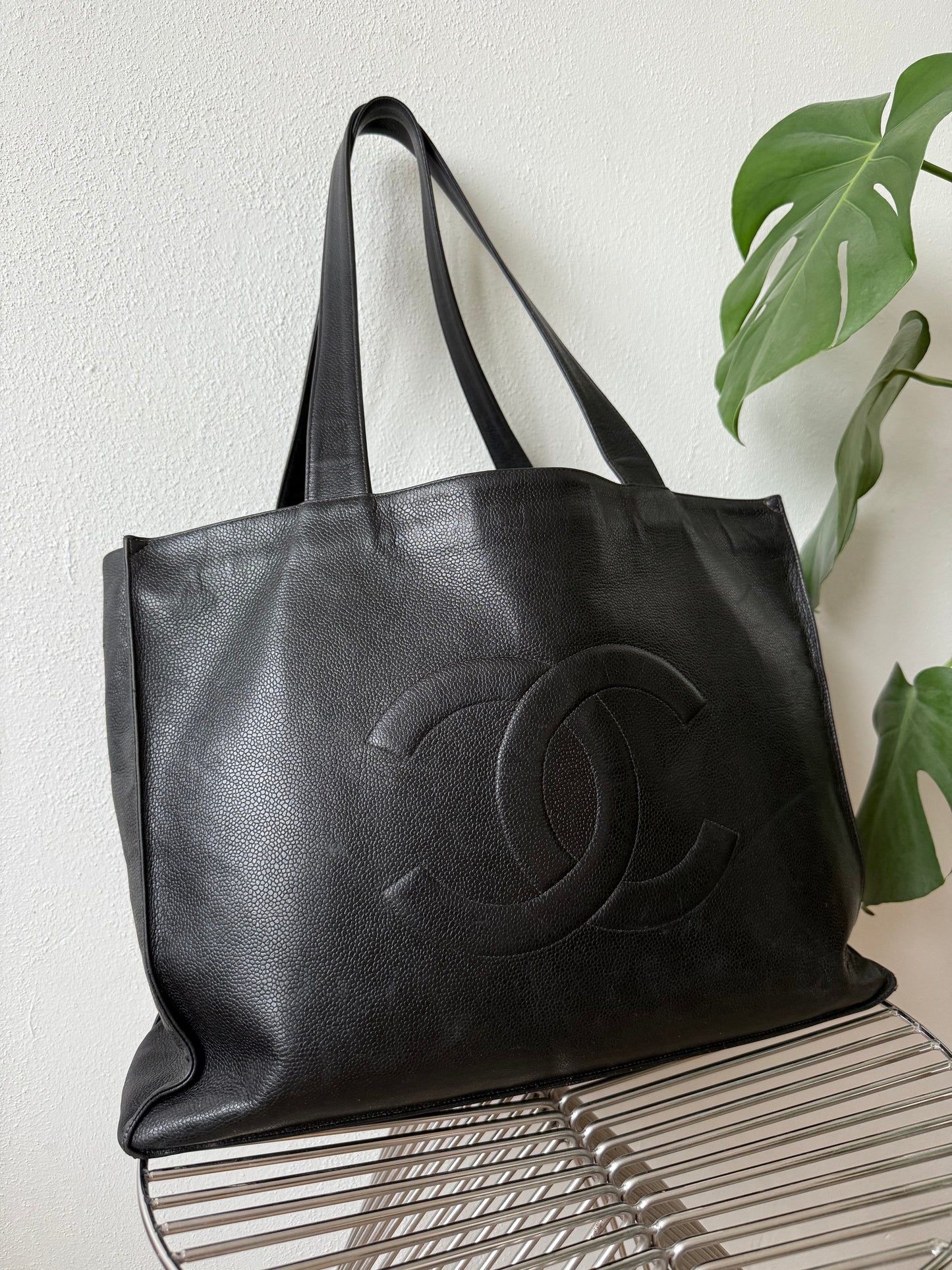 Chanel Tote Shopper bag