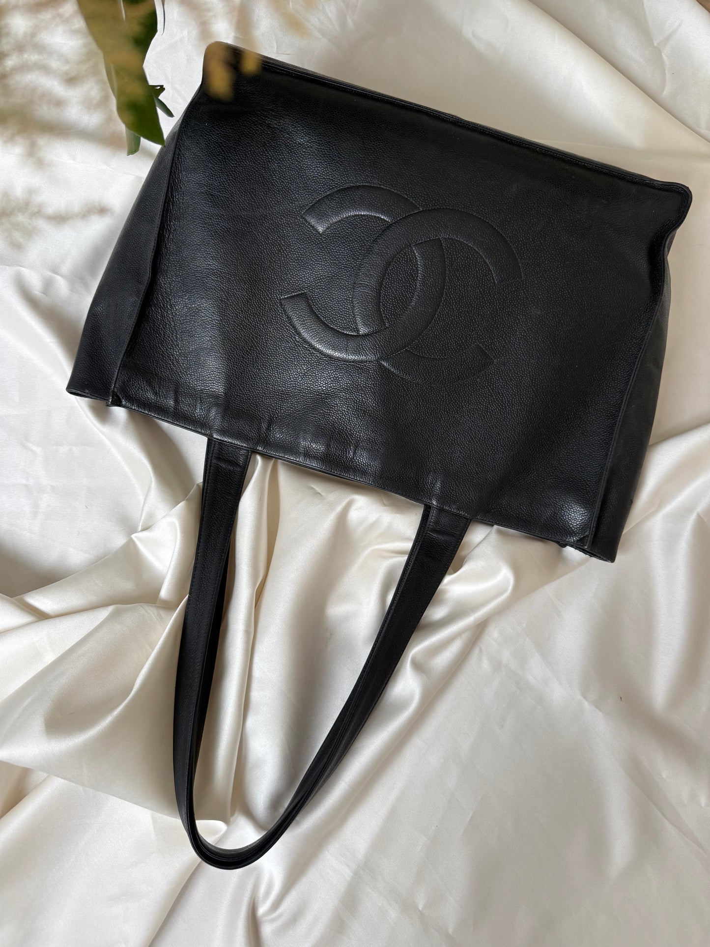 Chanel Tote Shopper bag