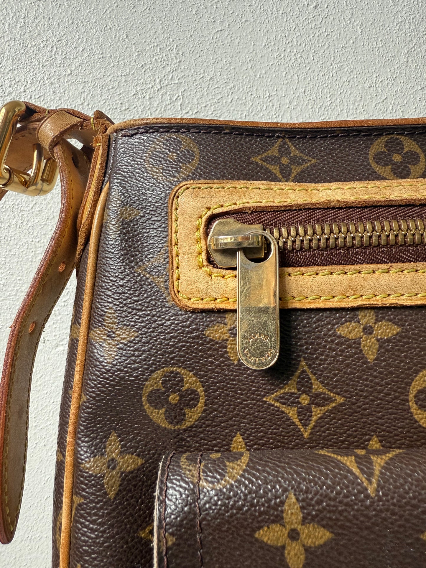 Louis Vuitton Hudson GM