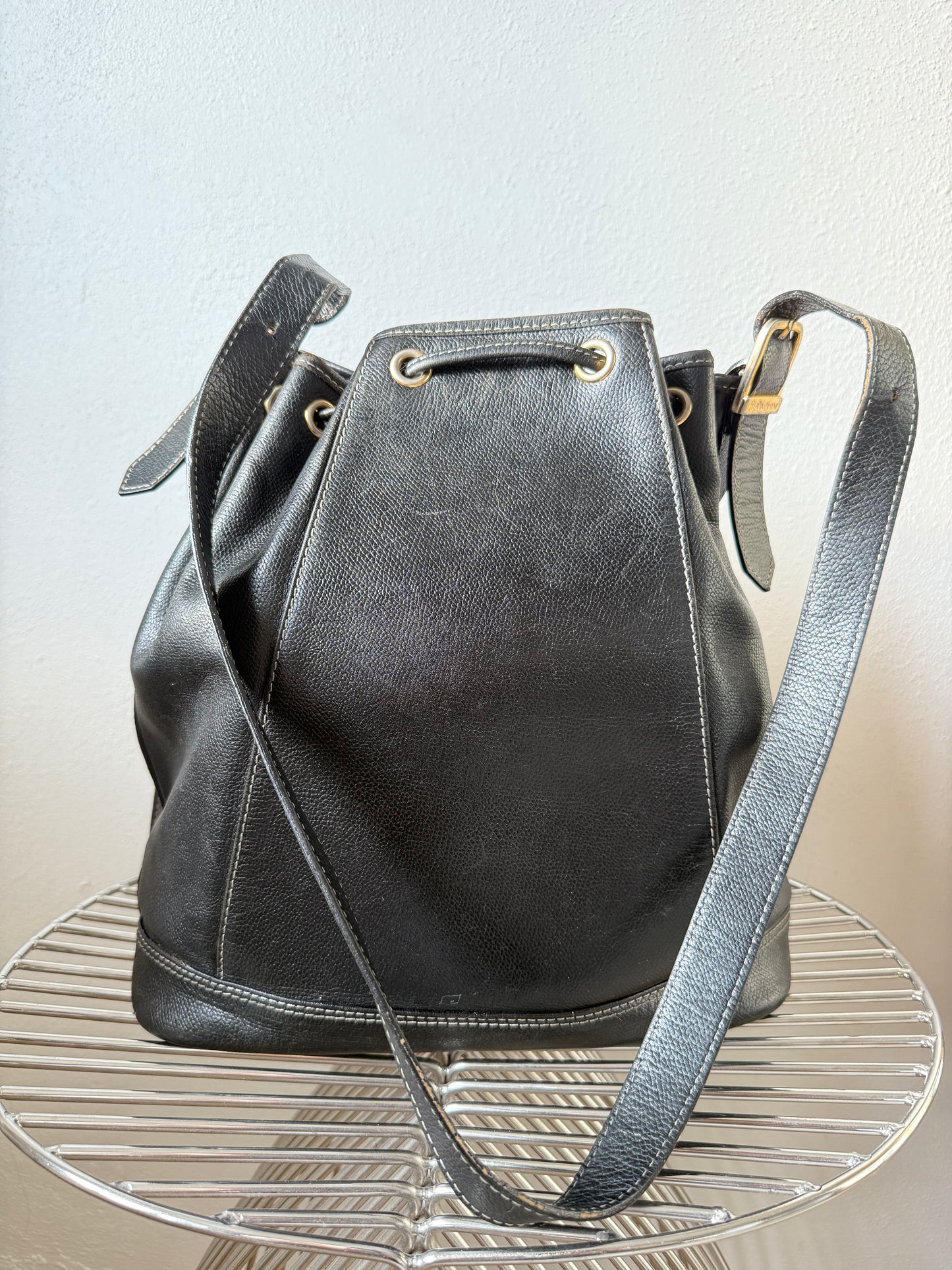 Yves Saint Laurent Bucket bag