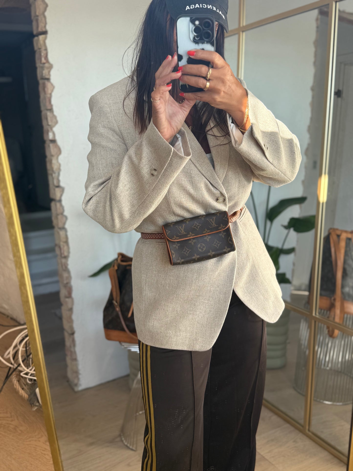 Louis Vuitton Pochette Florentine waist bag