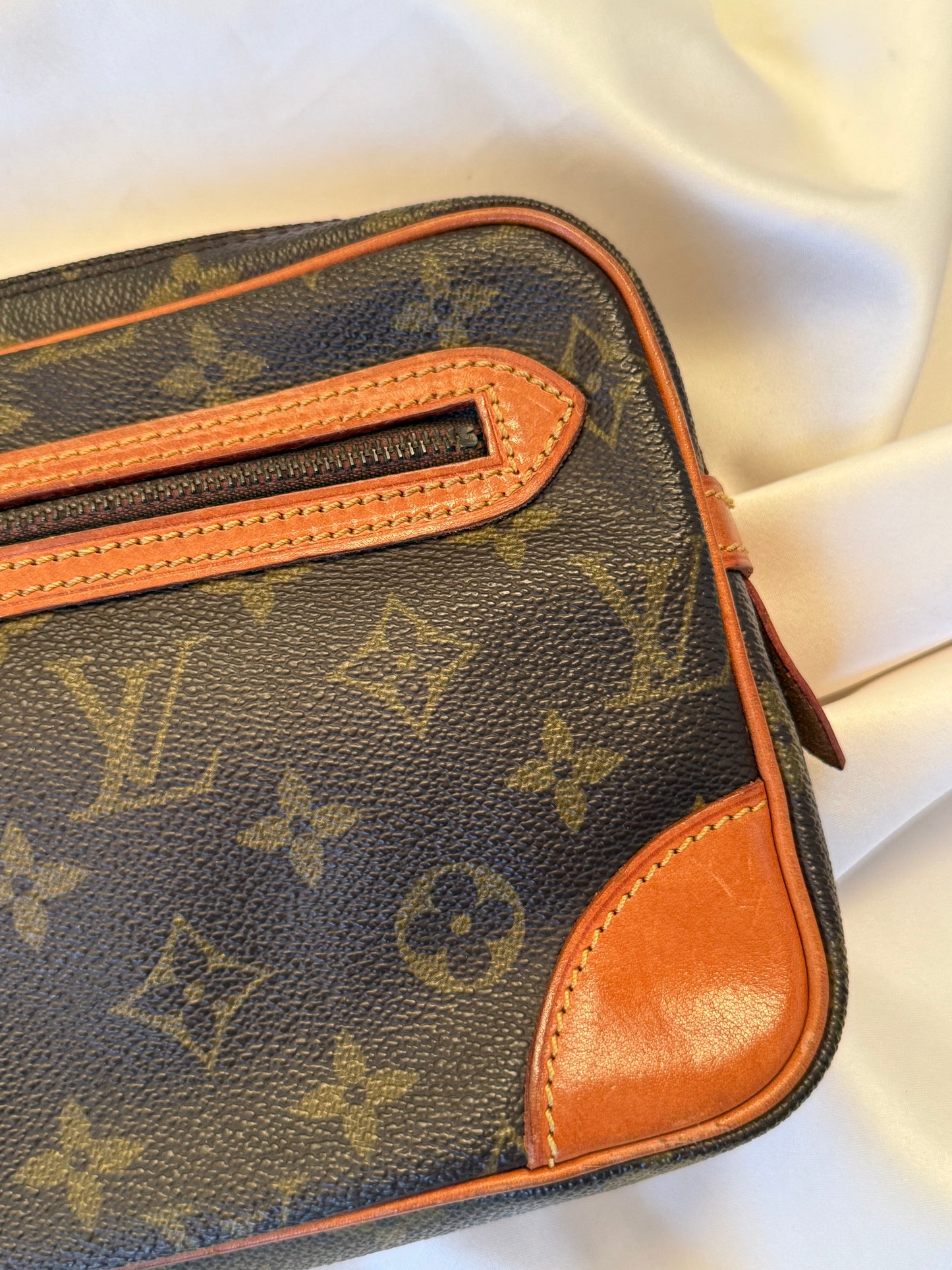 Louis Vuitton Marly Dragonne GM Clutch bag