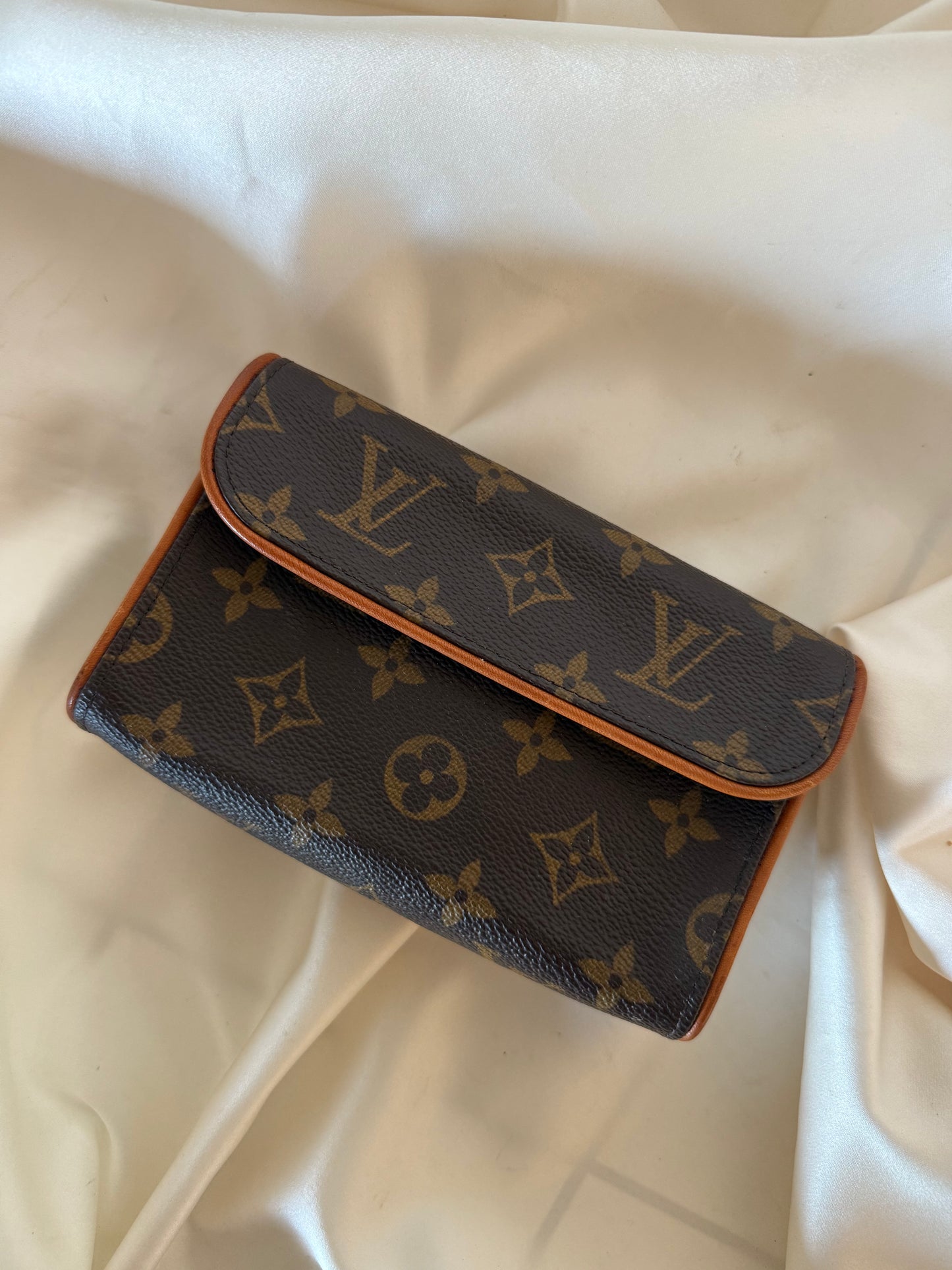 Louis Vuitton Pochette Florentine waist bag