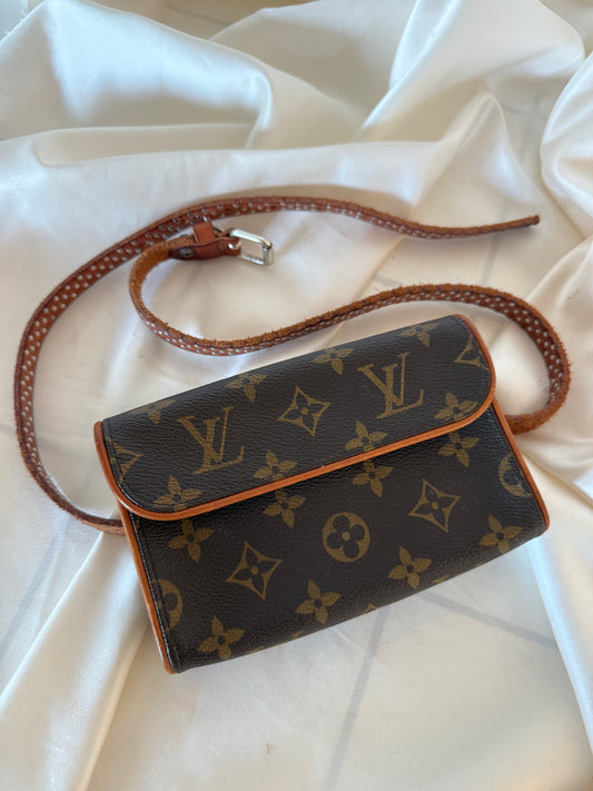 Louis Vuitton Pochette Florentine waist bag