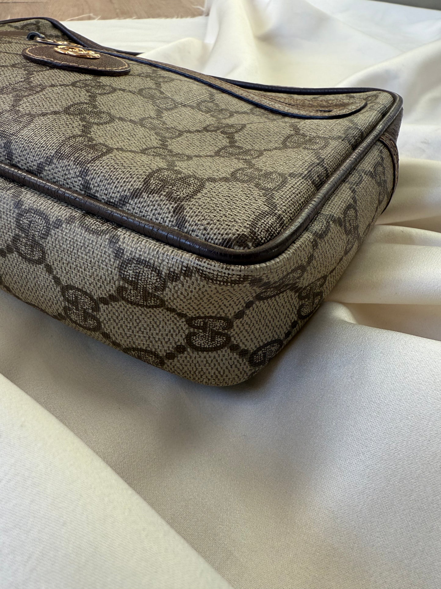 Gucci Clutch / toilet taske