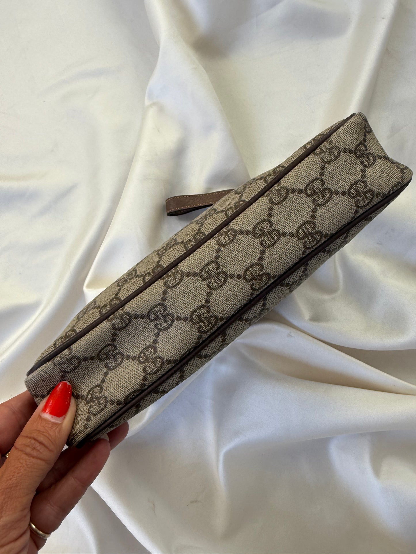 Gucci Clutch / toilet taske
