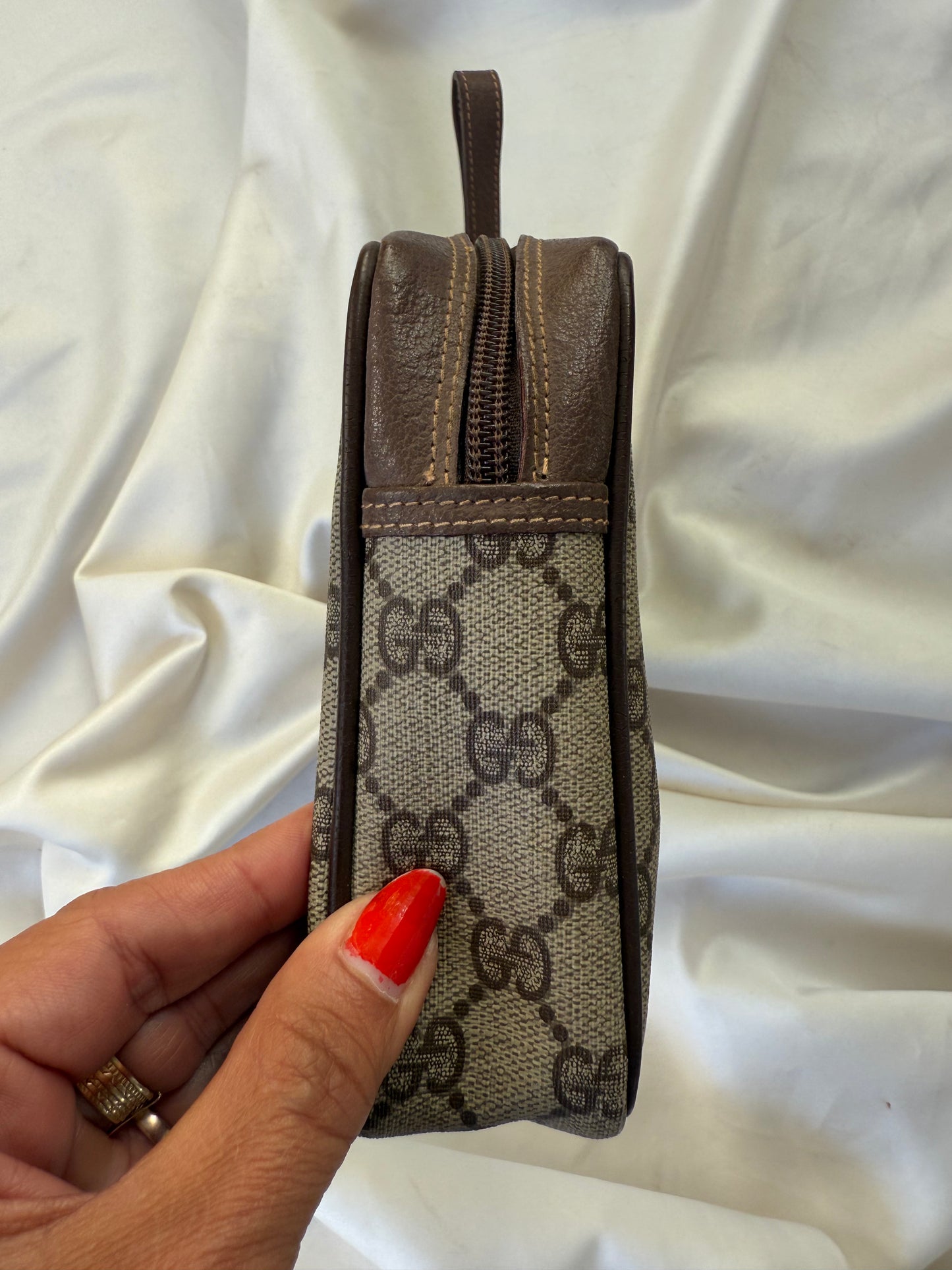 Gucci Clutch / toilet taske
