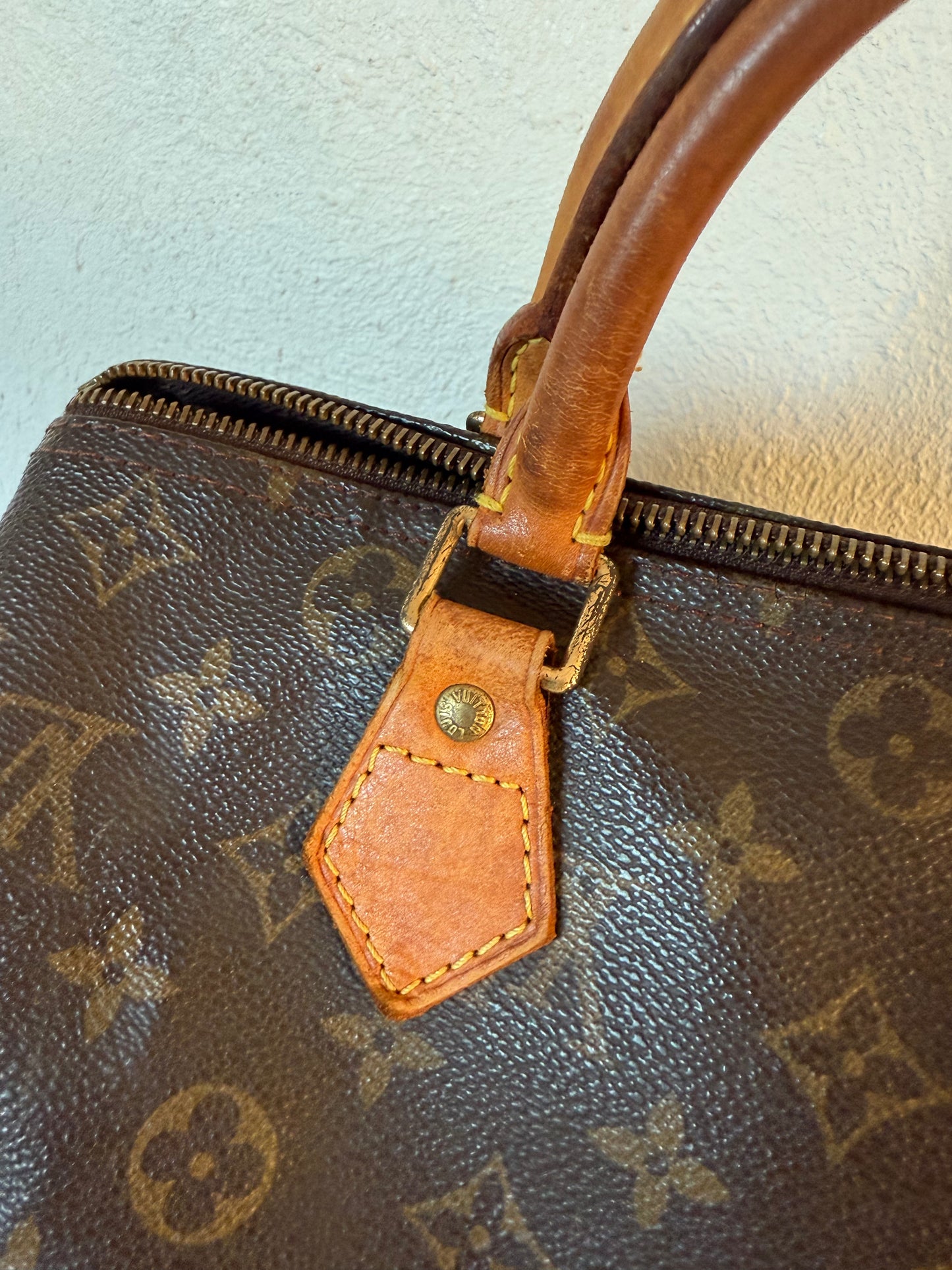 Louis Vuitton Speedy 30