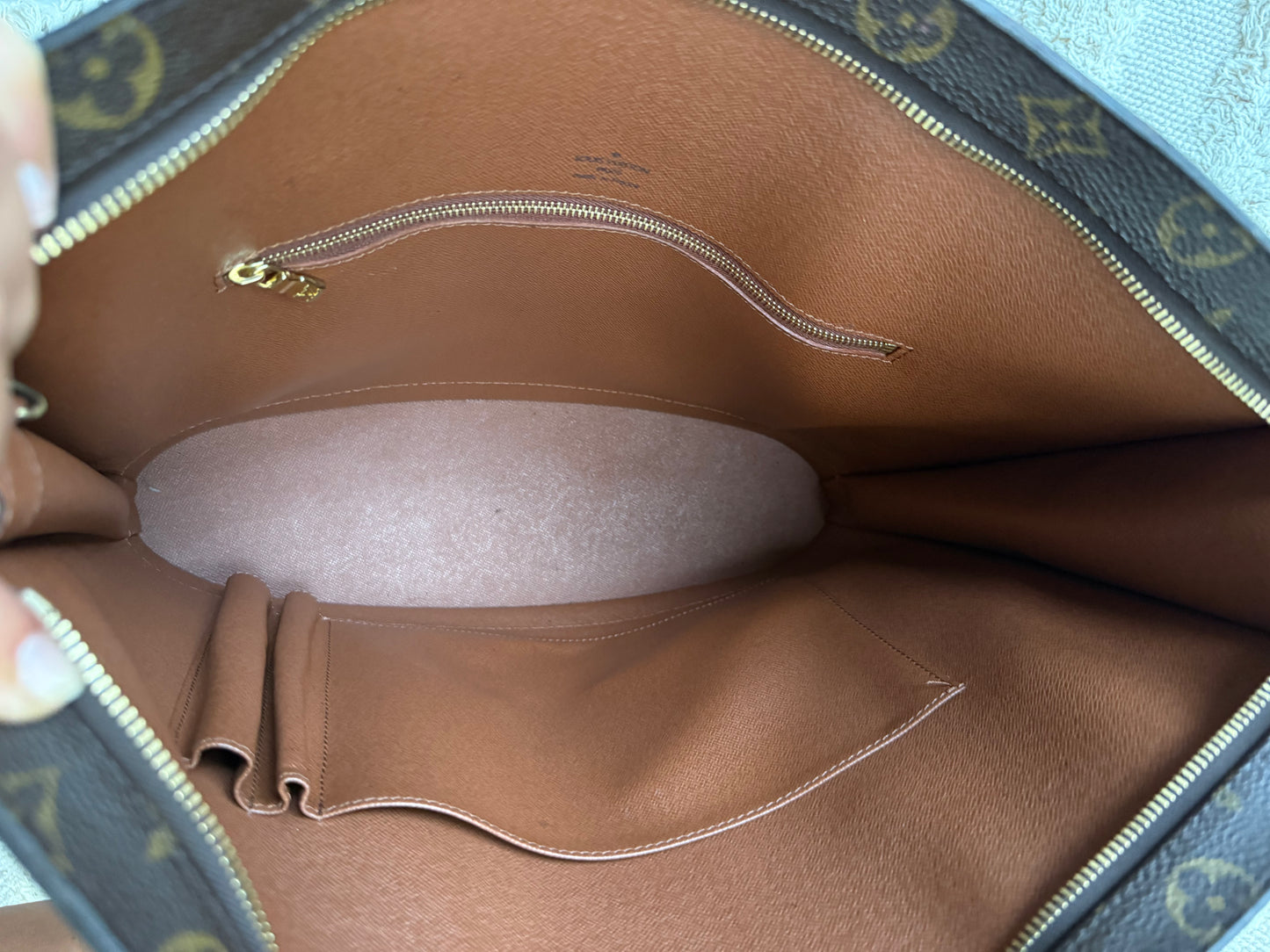 Louis Vuitton Babylone