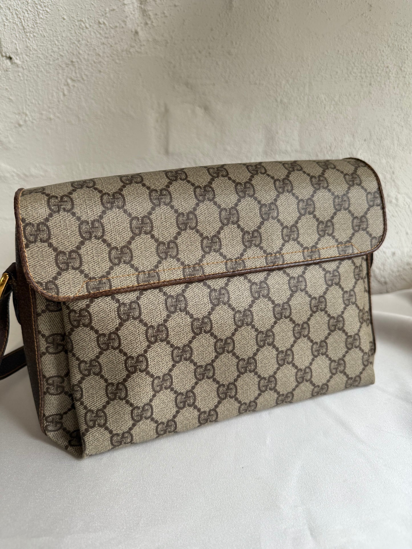 Gucci Crossbody bag