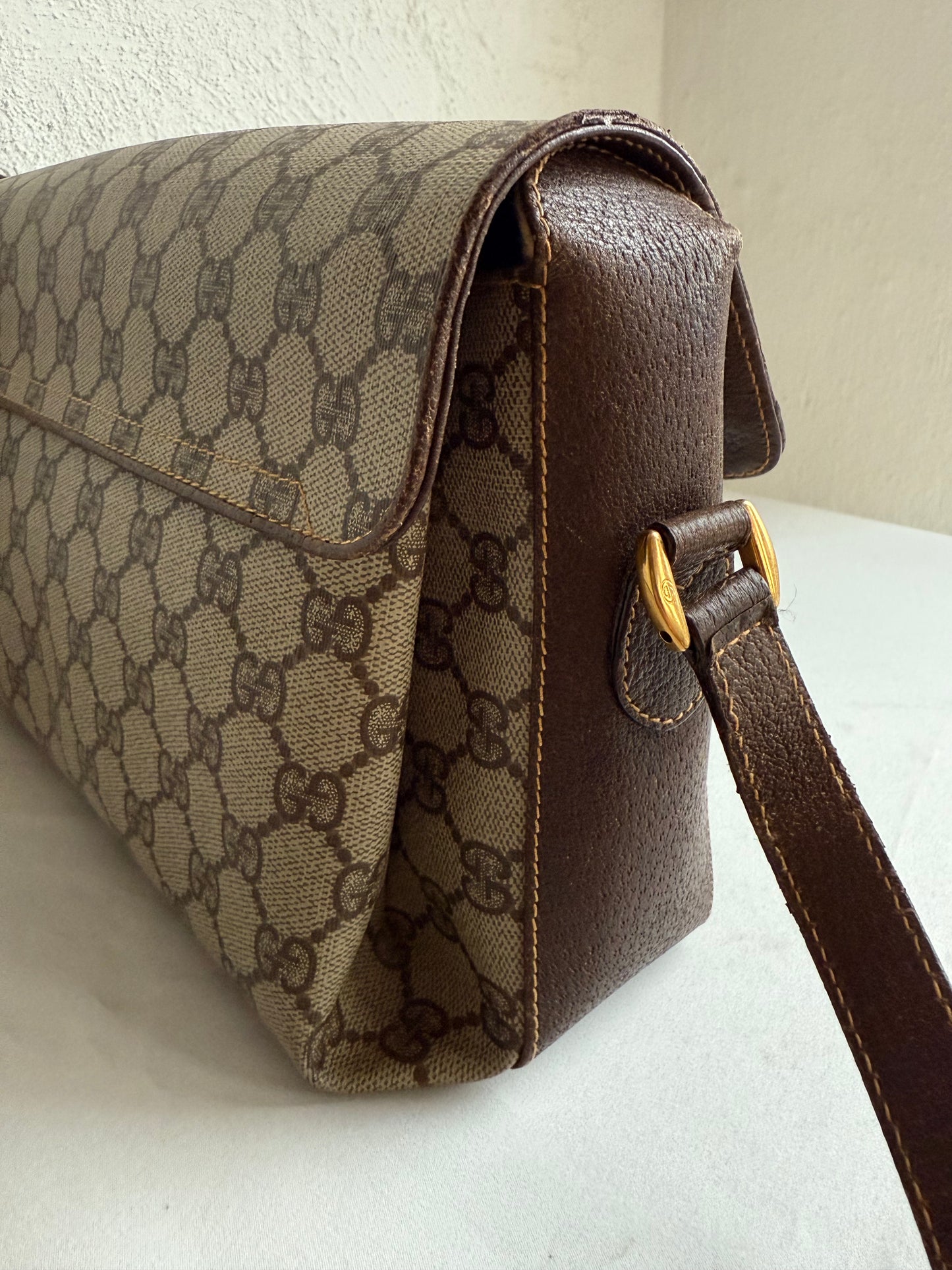 Gucci Crossbody bag