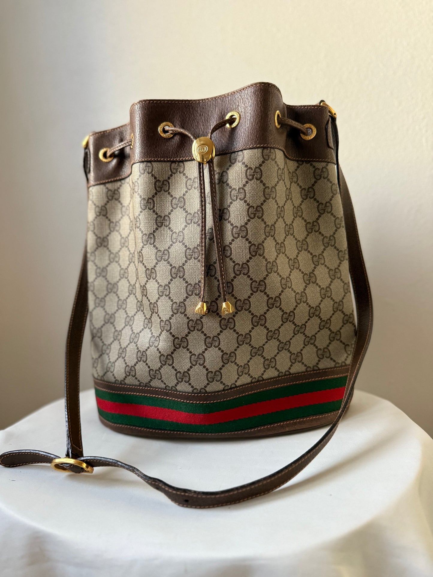 Gucci Bucketbag GM