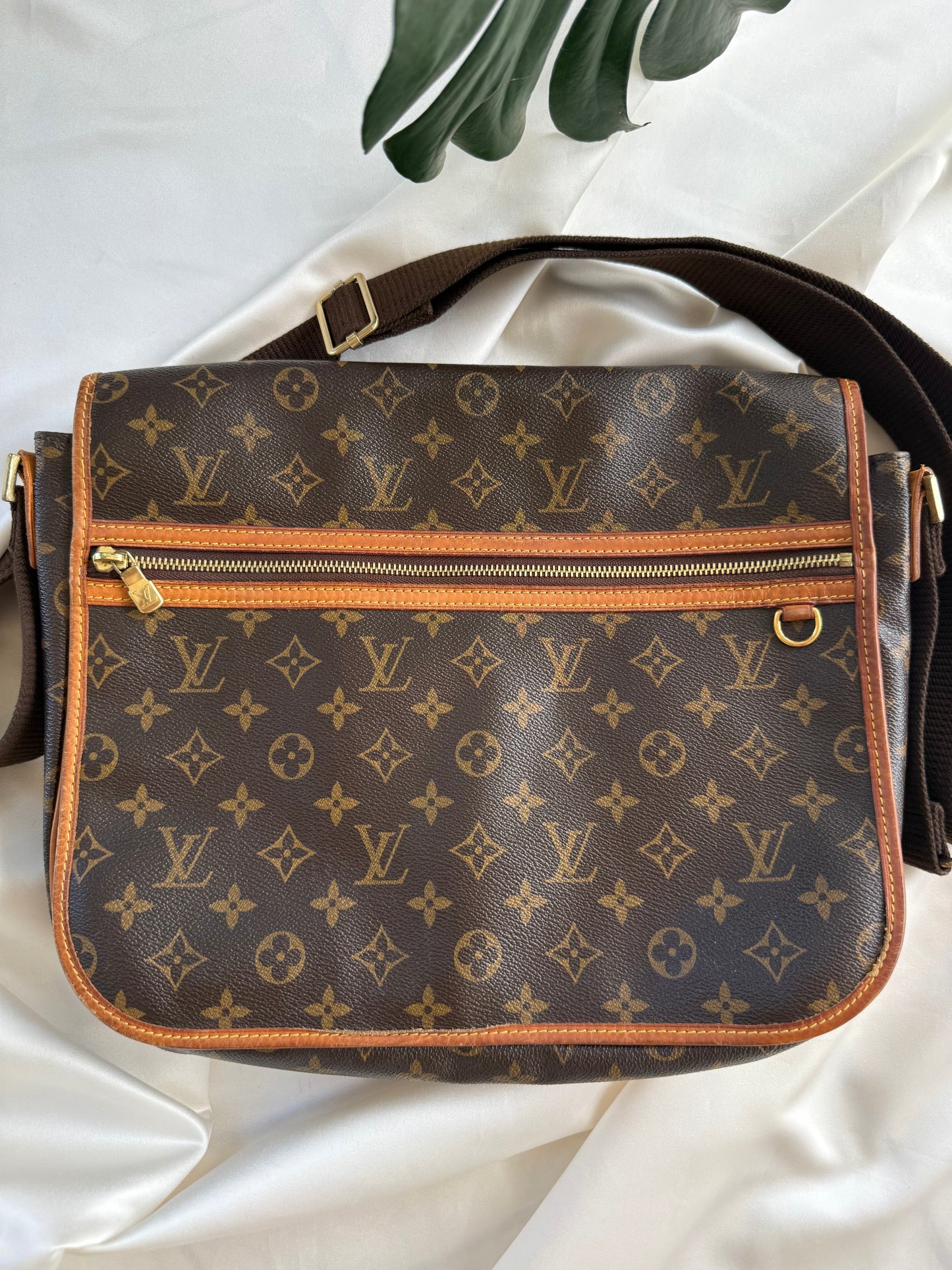 Louis Vuitton messenger bag