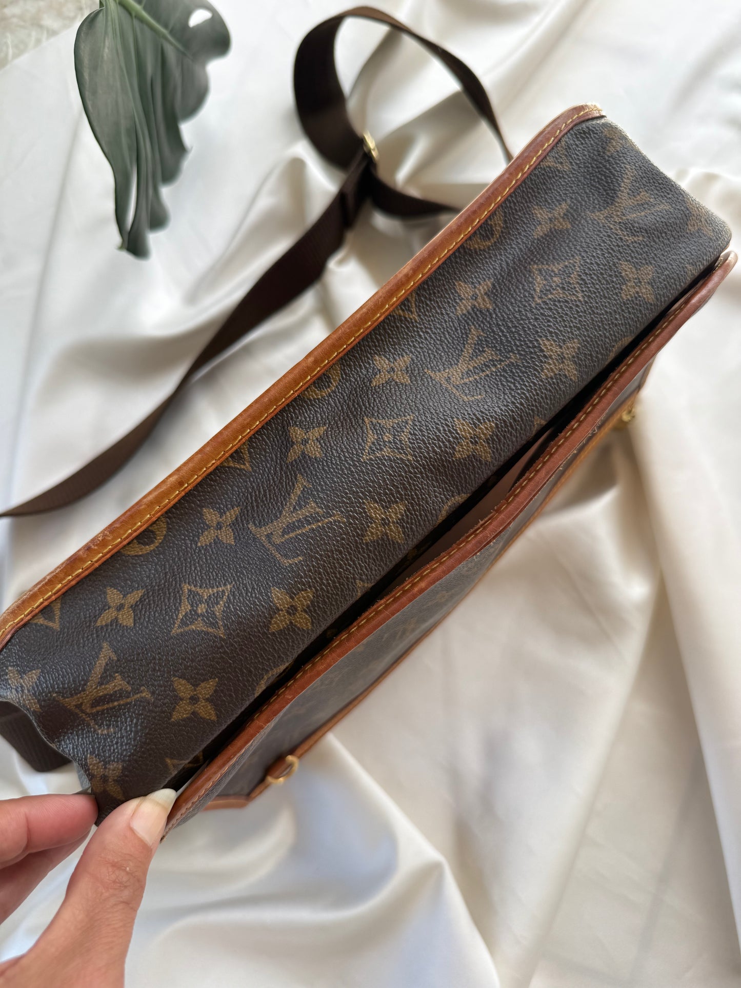 Louis Vuitton messenger bag